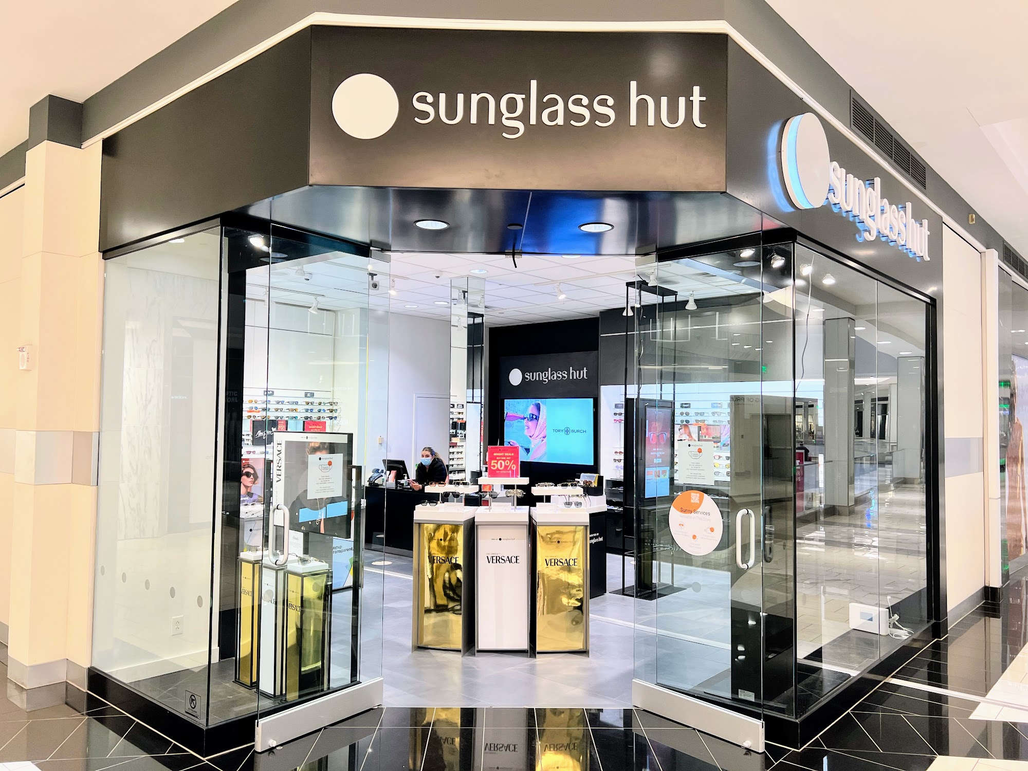 Sunglass Hut