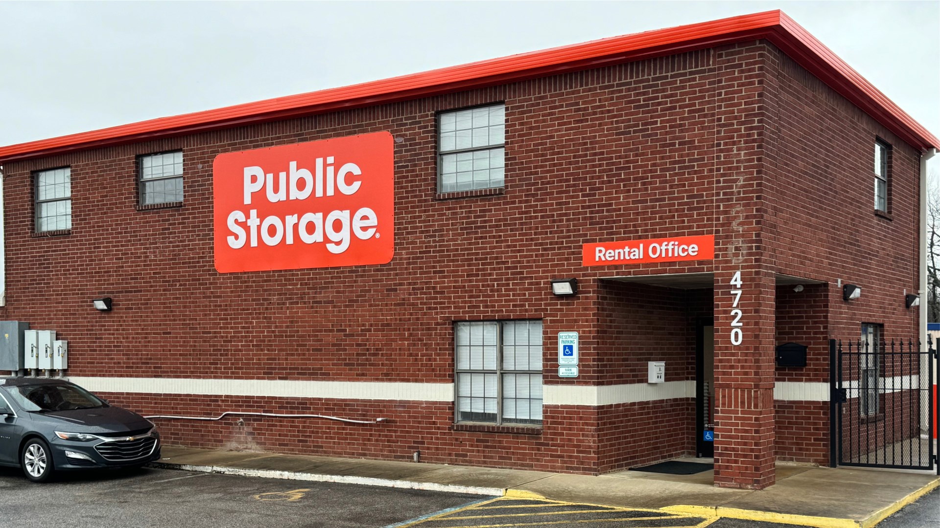 Public Storage