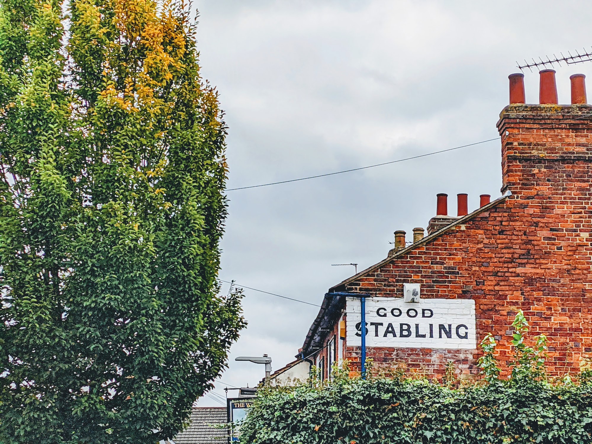 The White Horse Pub & Accommodation