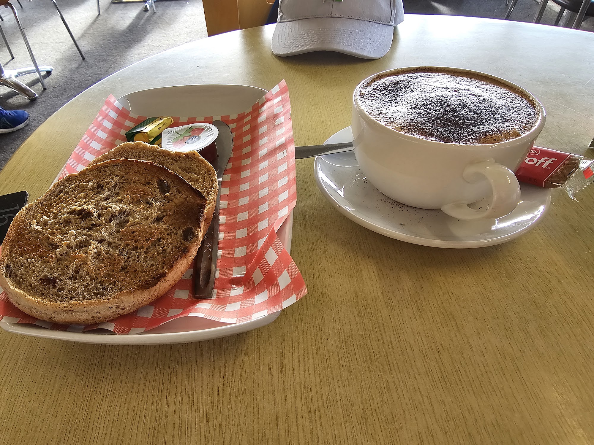 The Leisure Lounge Cafe