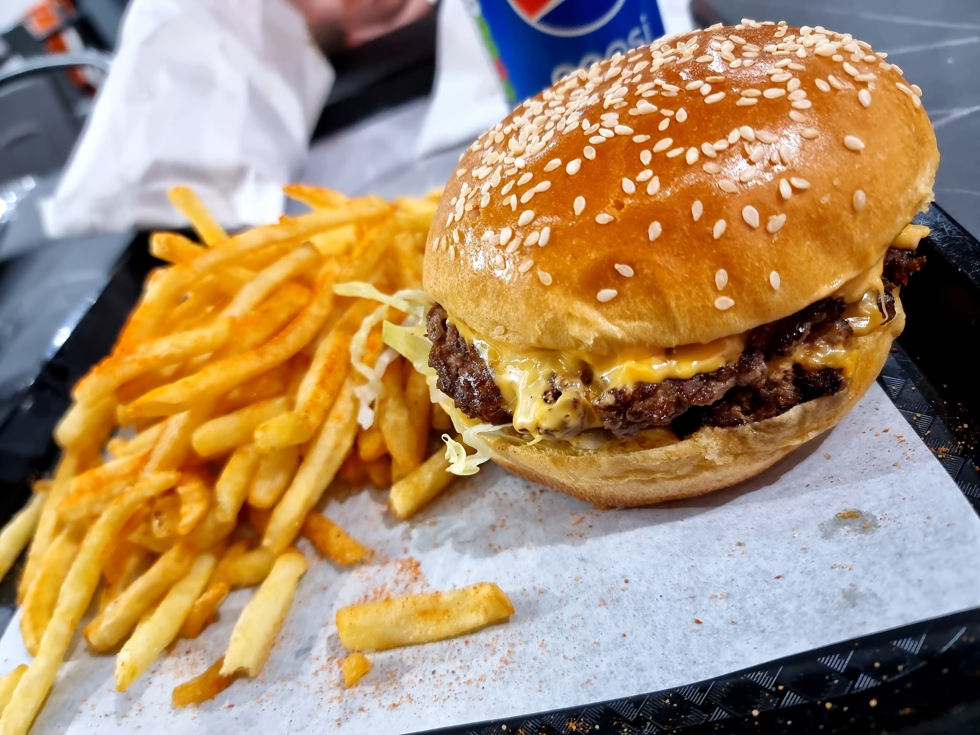 Riri Burger