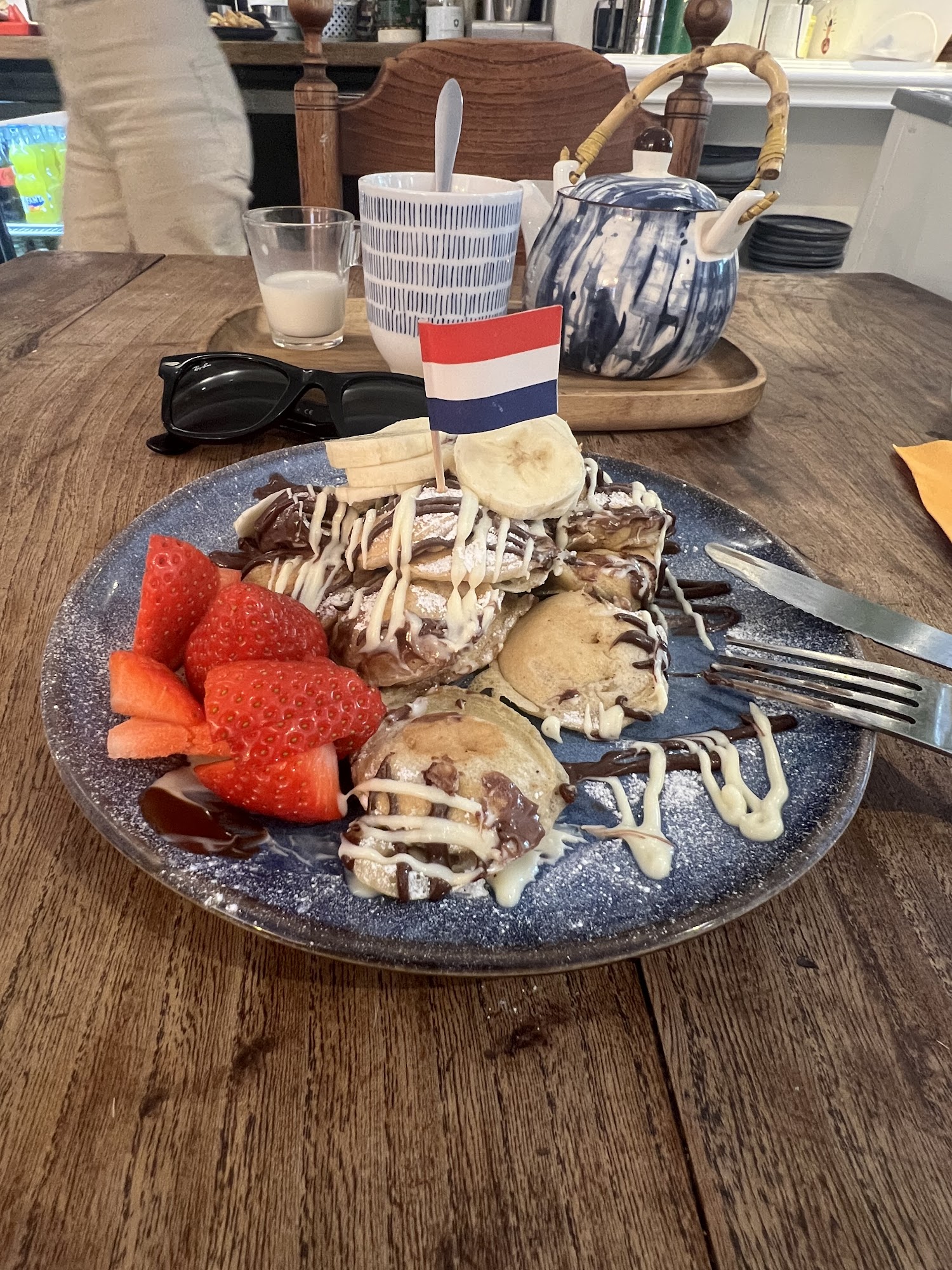 Papa Dutch 'The Little Dutch Café'