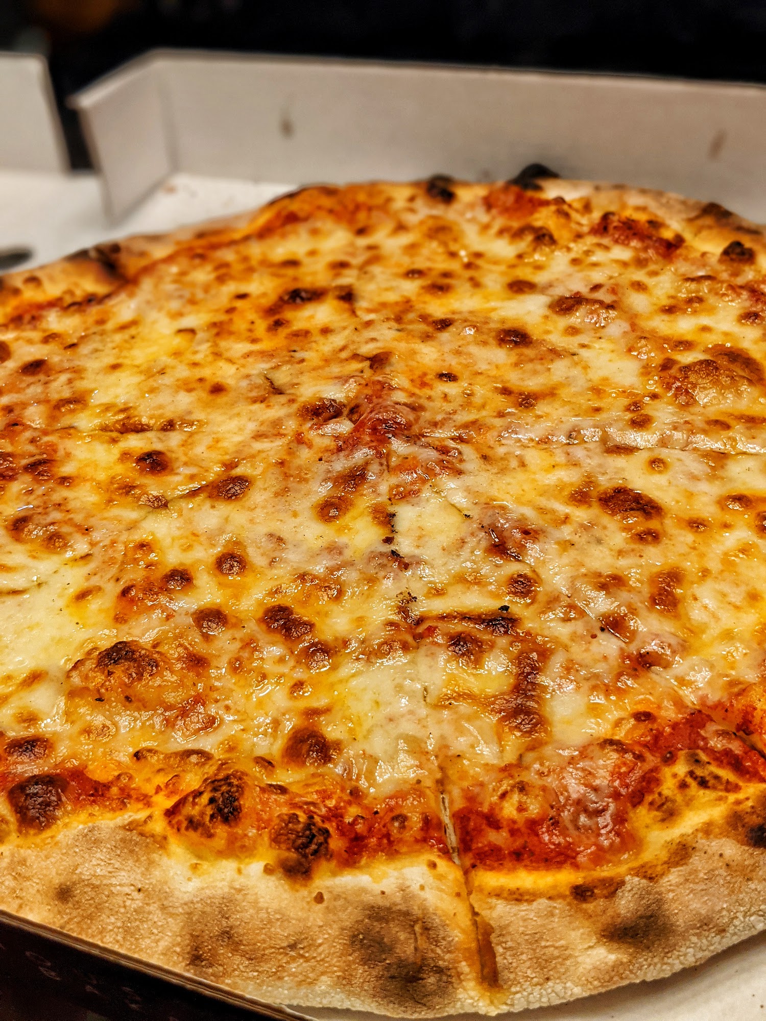 THREE PEAKS PIZZA