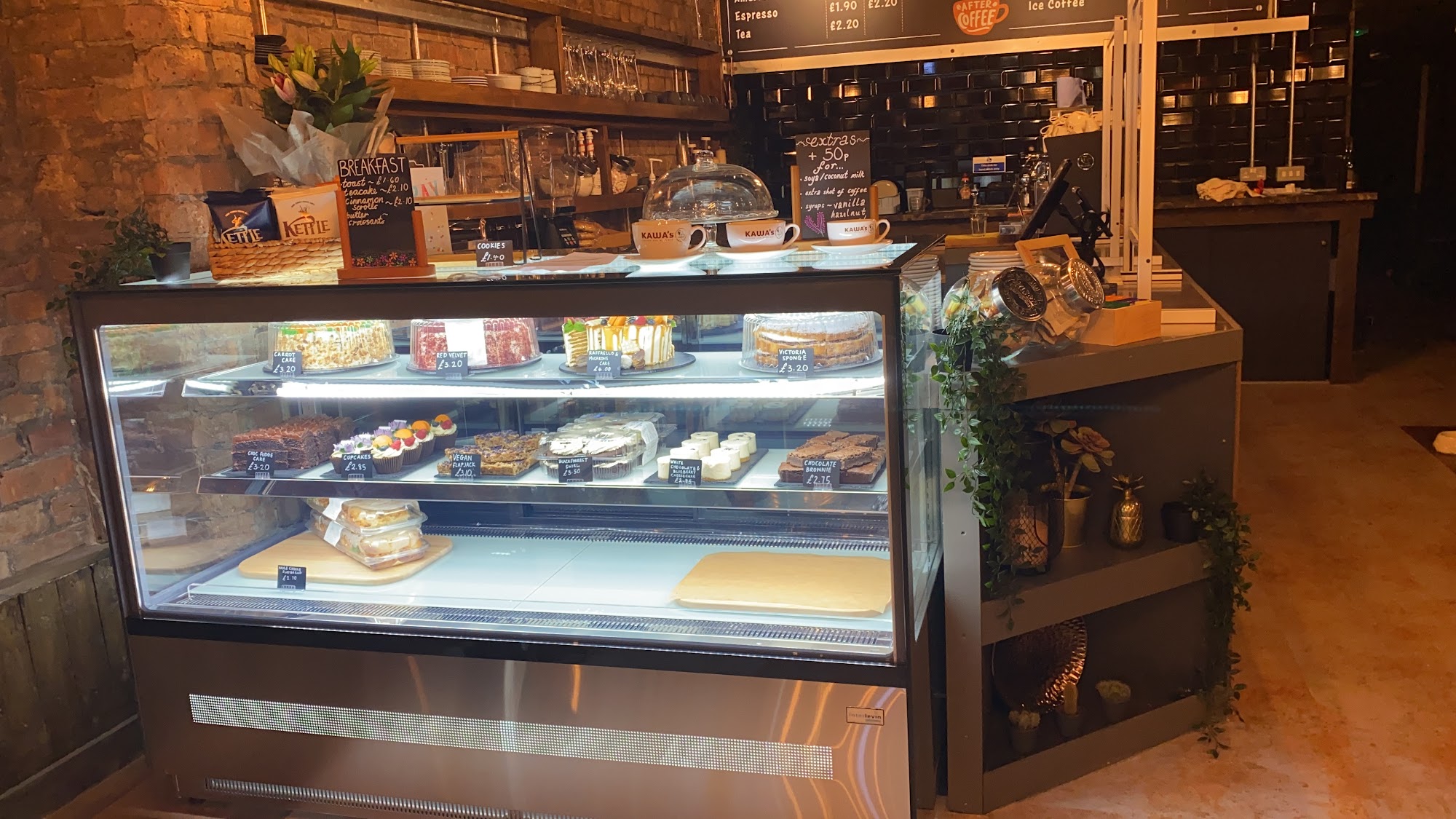 Kawa's Coffee and Wine Bar