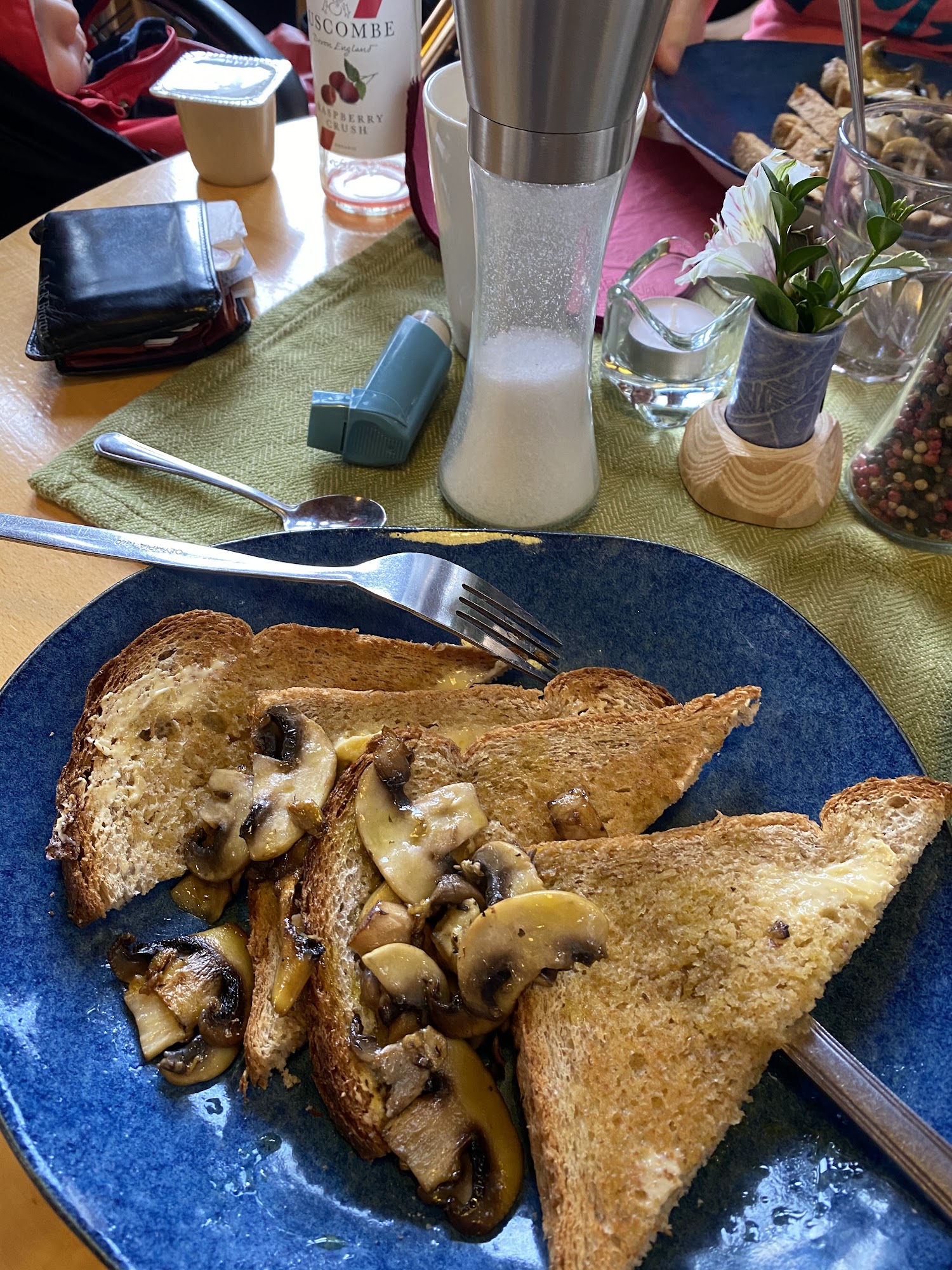 The Lantern Cafe and Shop
