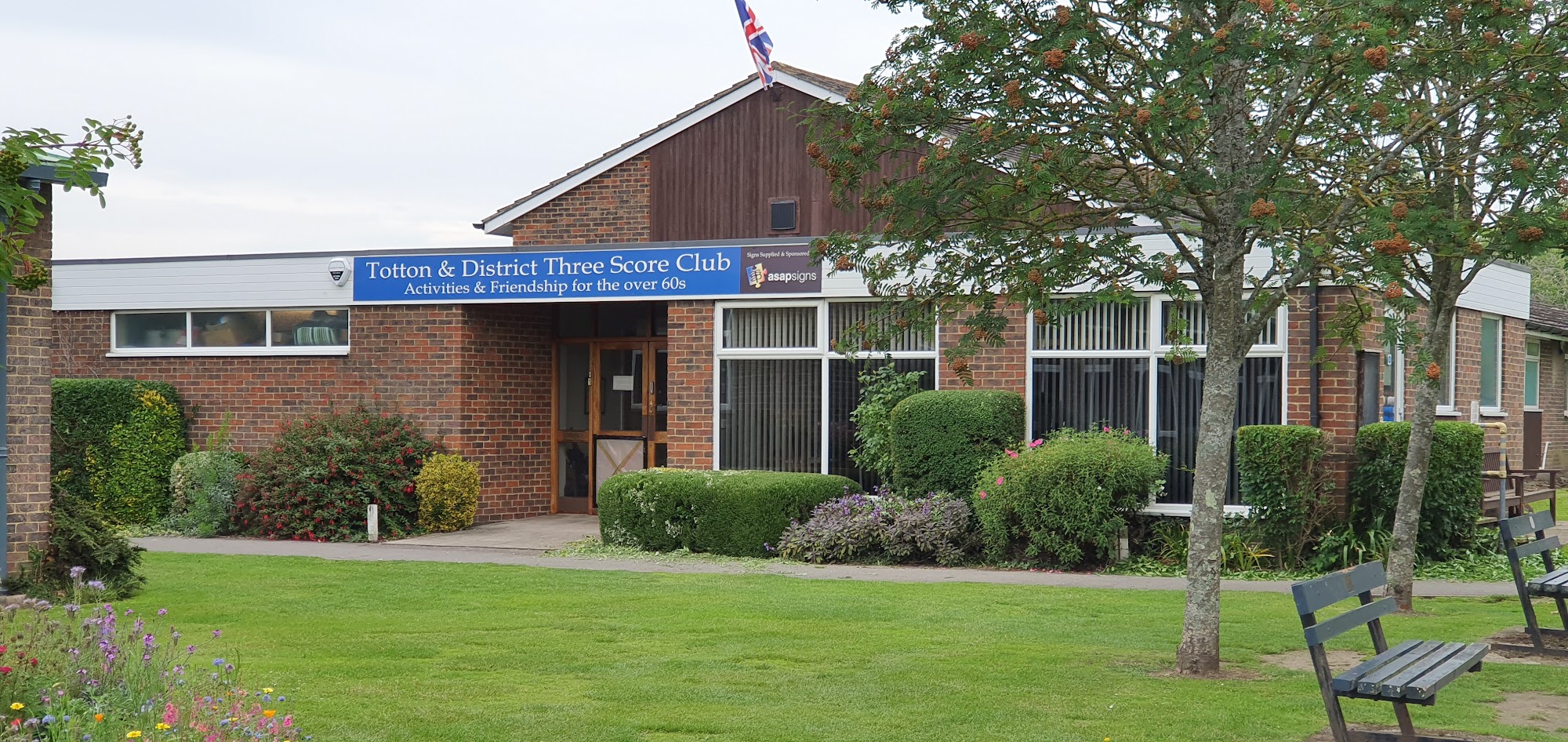 Totton & District Three Score Club