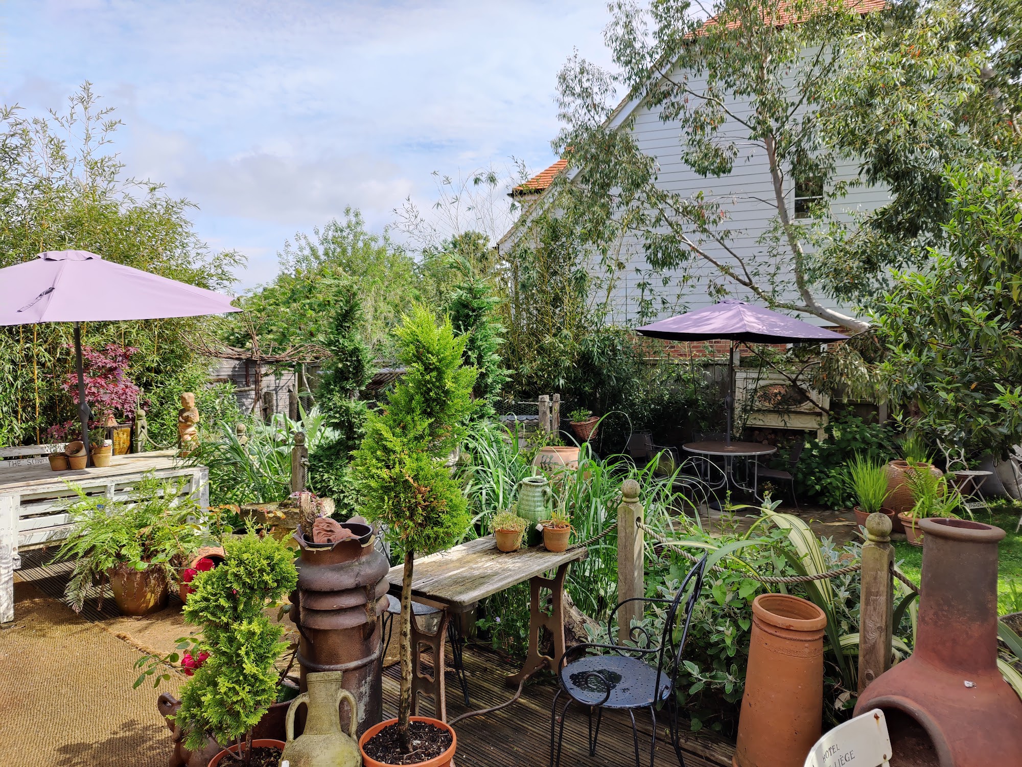 The Sondes Village Shop and Cafe