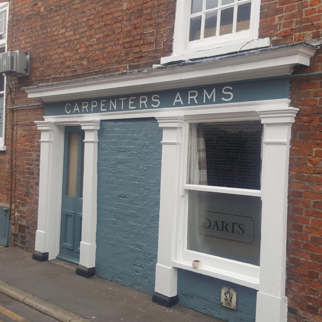 Carpenters Arms / 