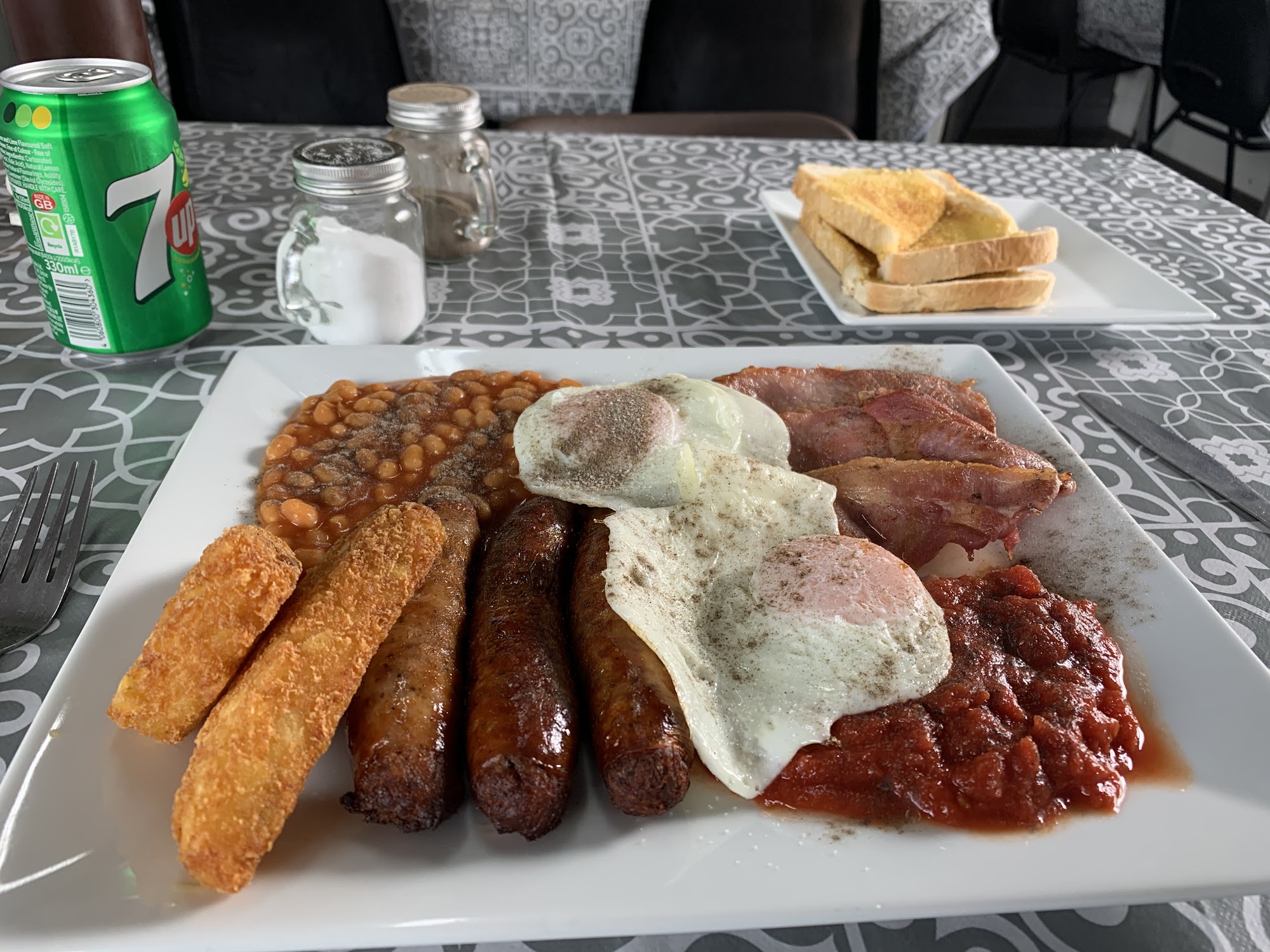 Claire's Cafe