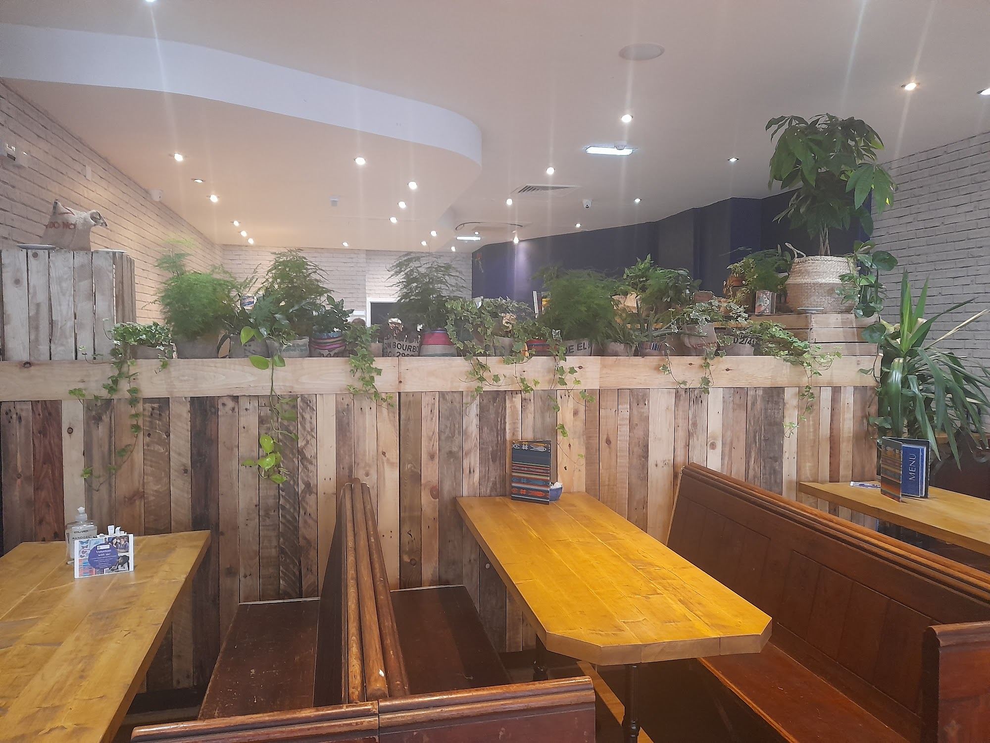 Artizan Cafe & Creative Space