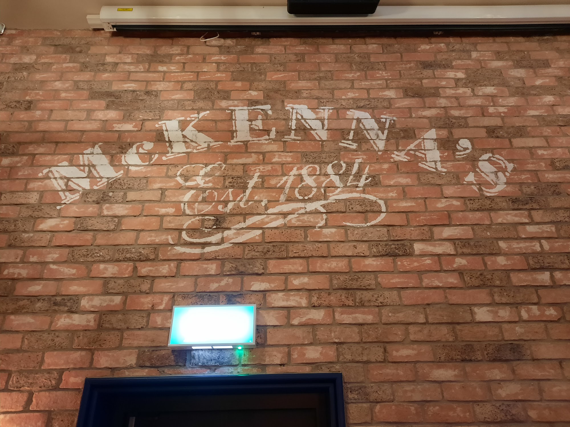 McKennas bar