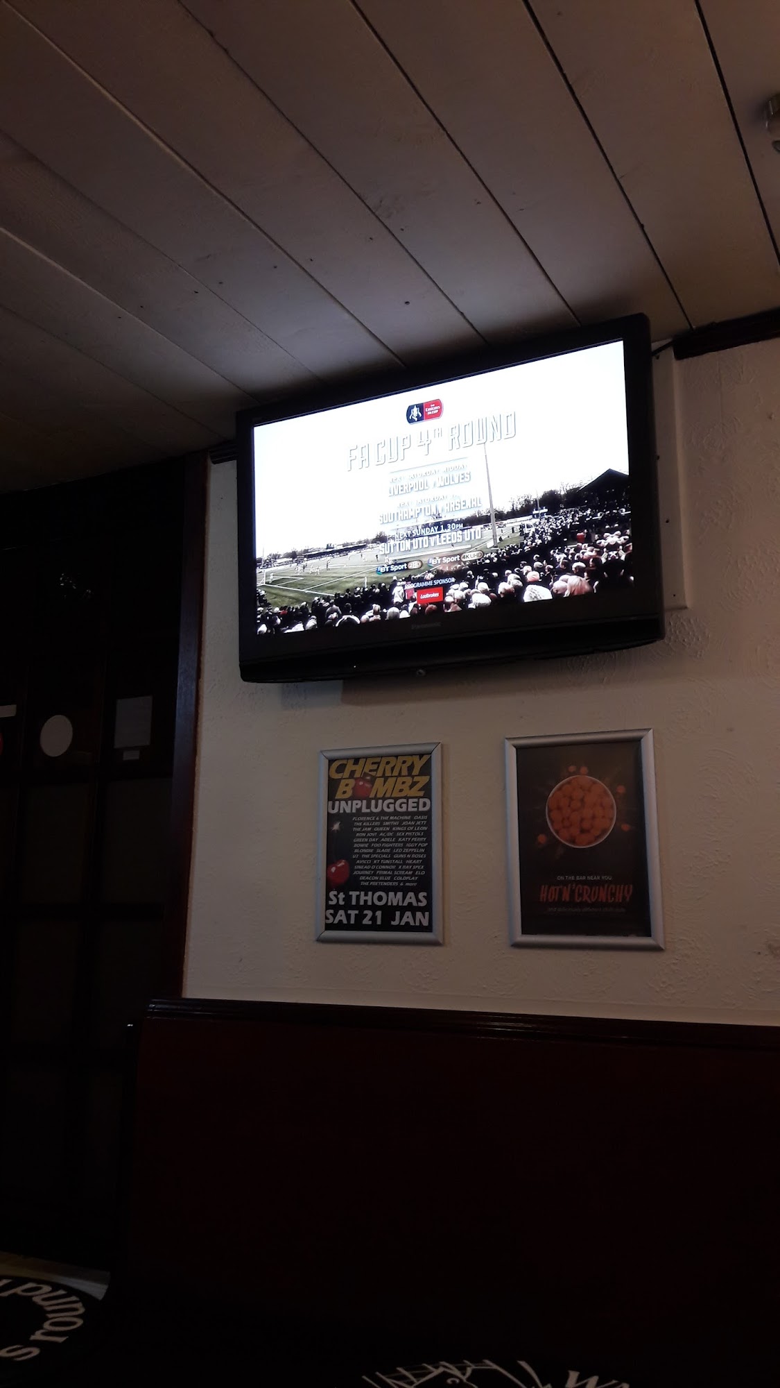 St Thomas Bar