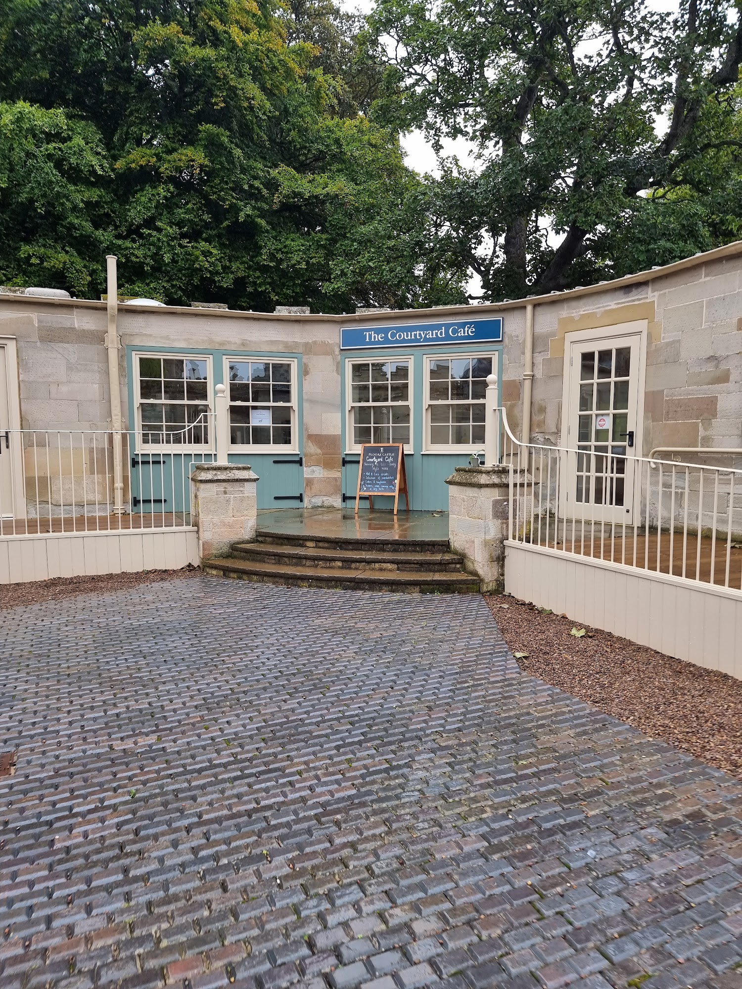Courtyard Cafe