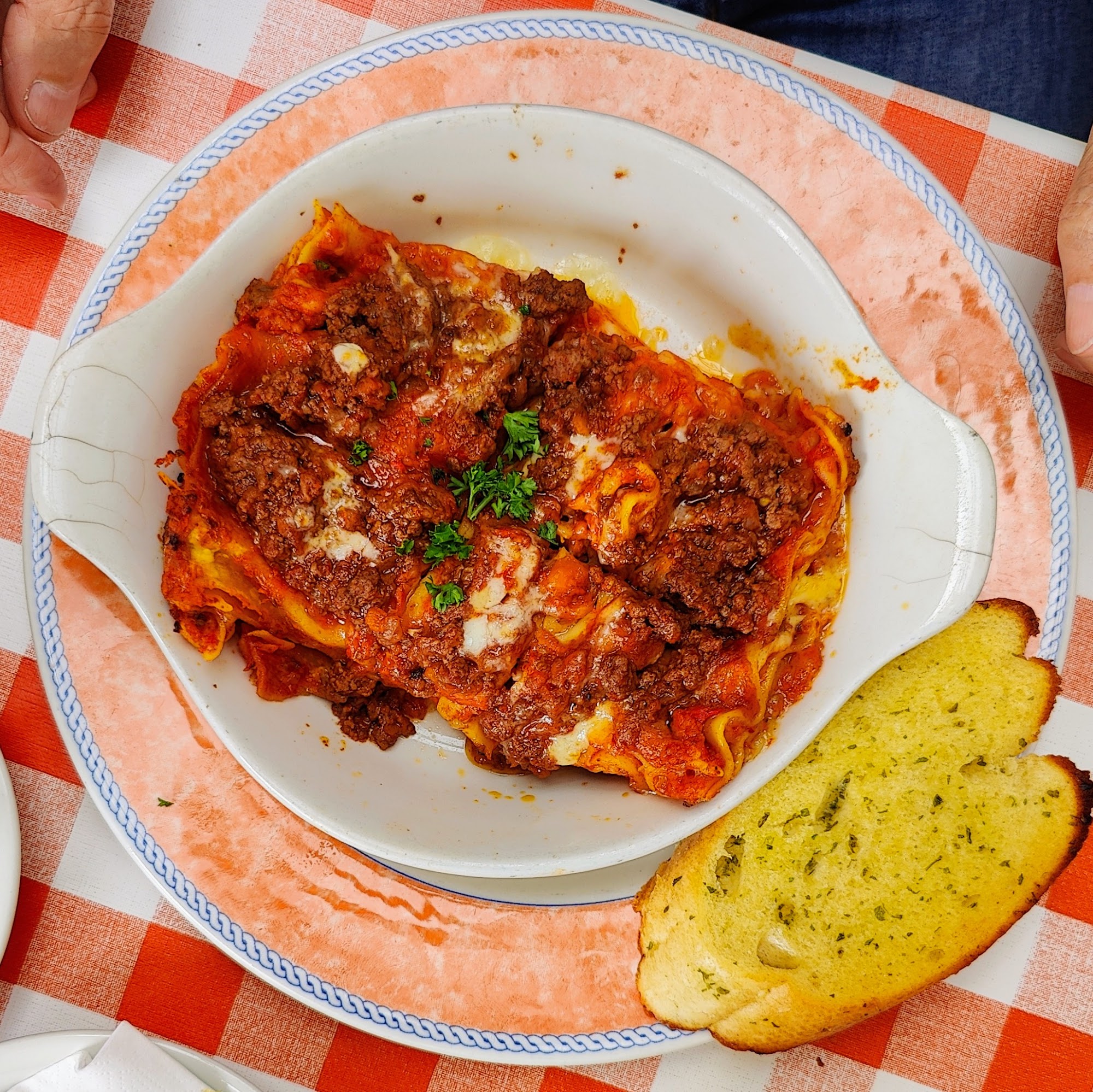 Gino's