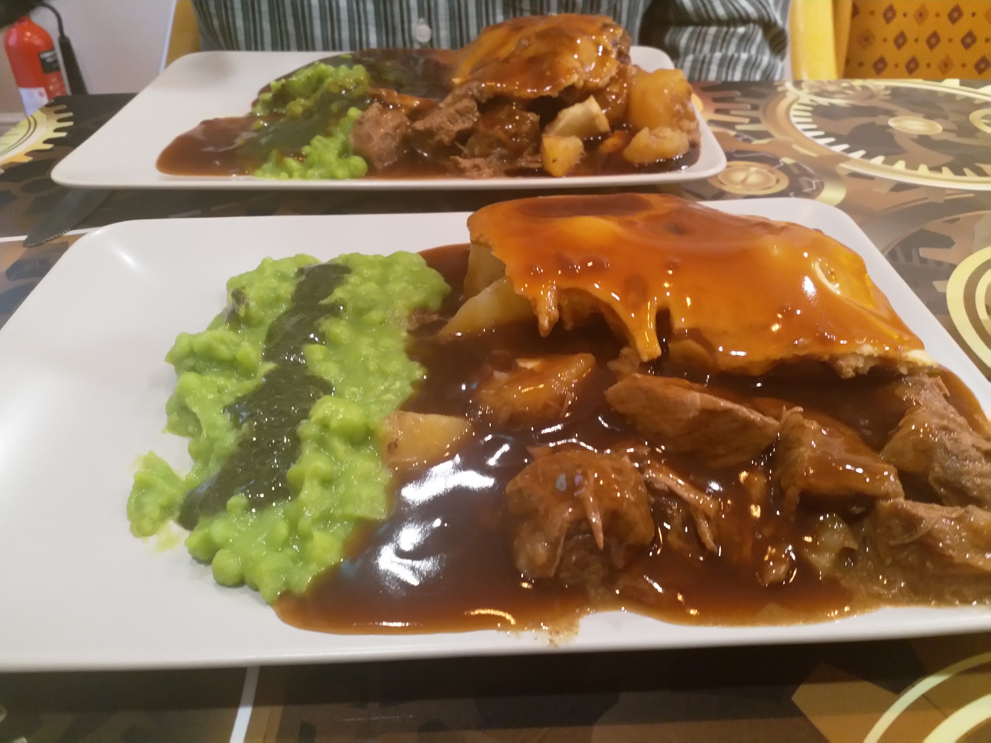 No. 21 Coffee Shop & Bistro