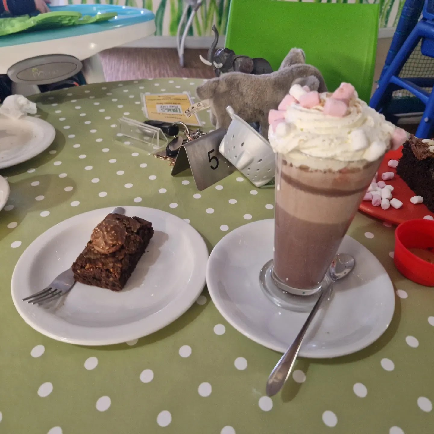 Bugs Play Cafe