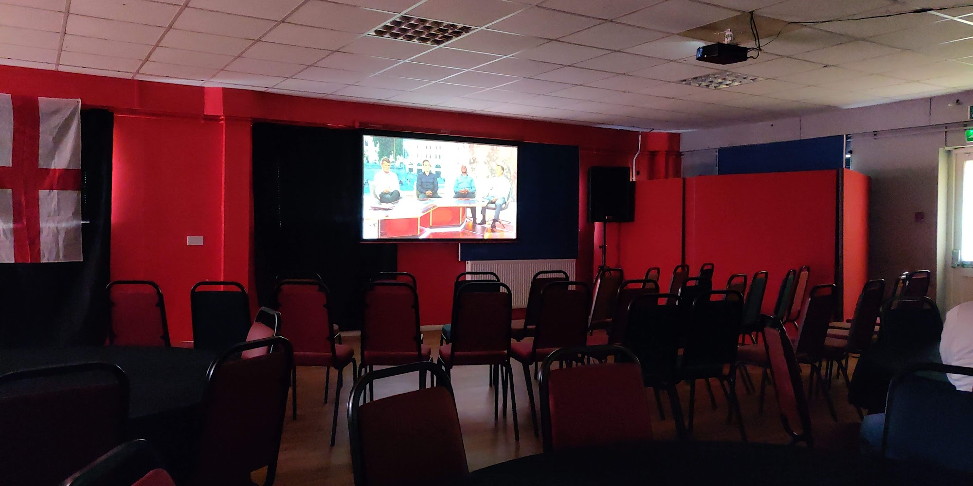 Chinny's Sports Club