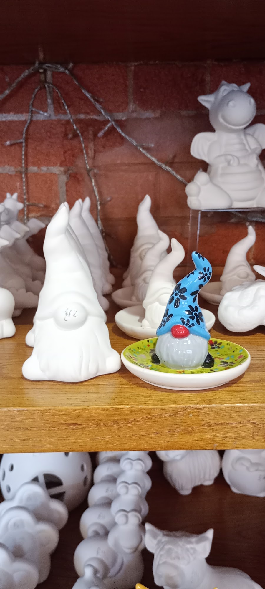 Pennikkity Pots Ceramics Cafe