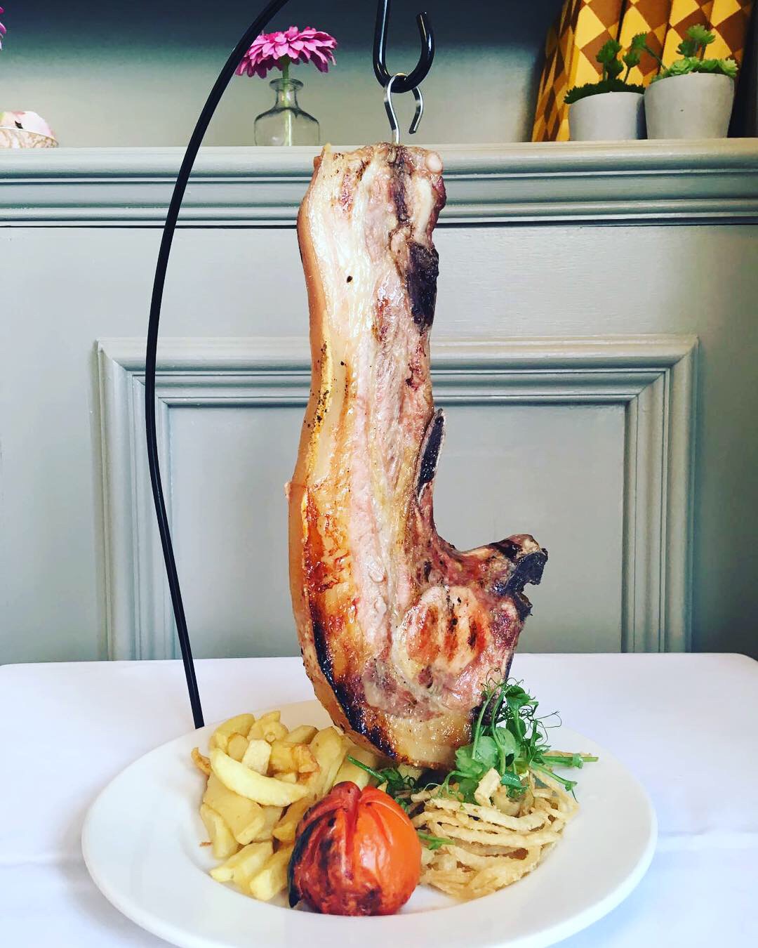 LT1 Fish & Chips & More