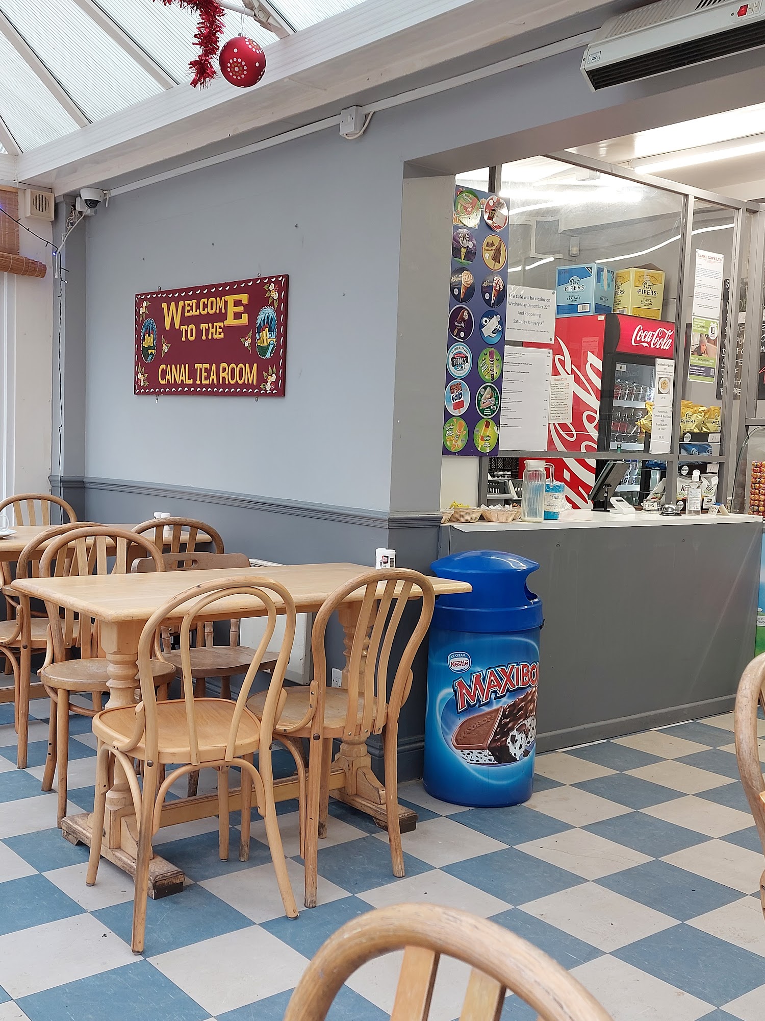 Canal Café