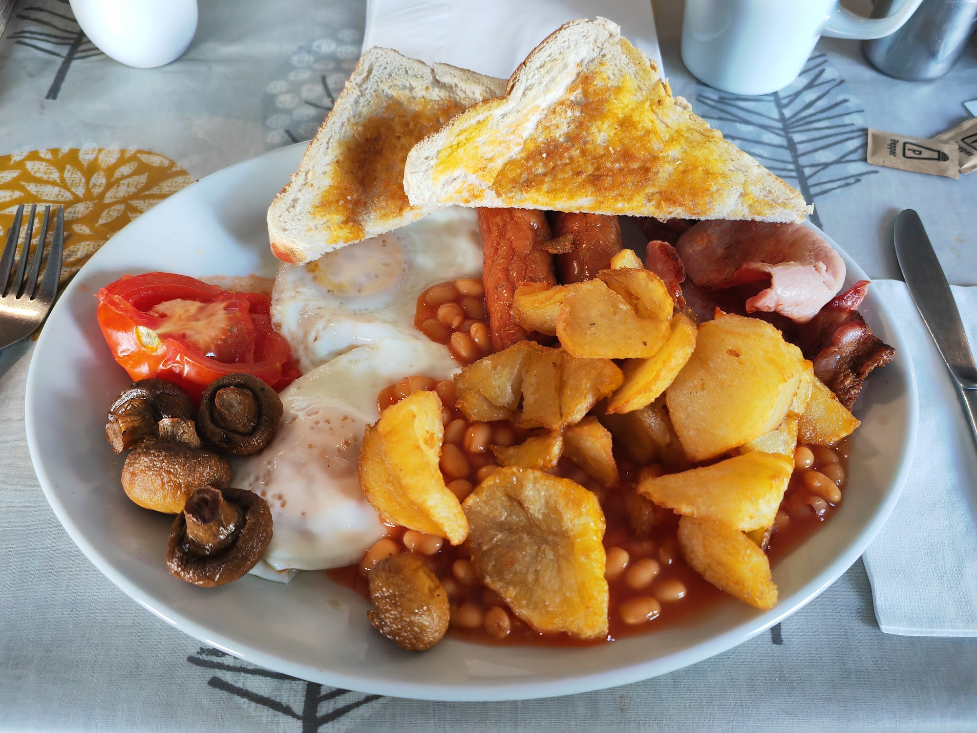 Emlyn Cafe