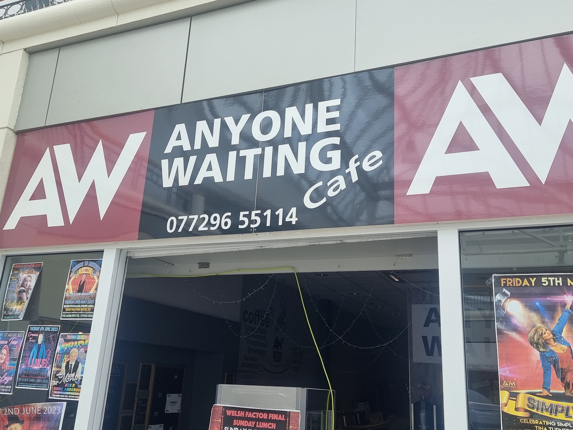 AW - Anyone Waiting cafe