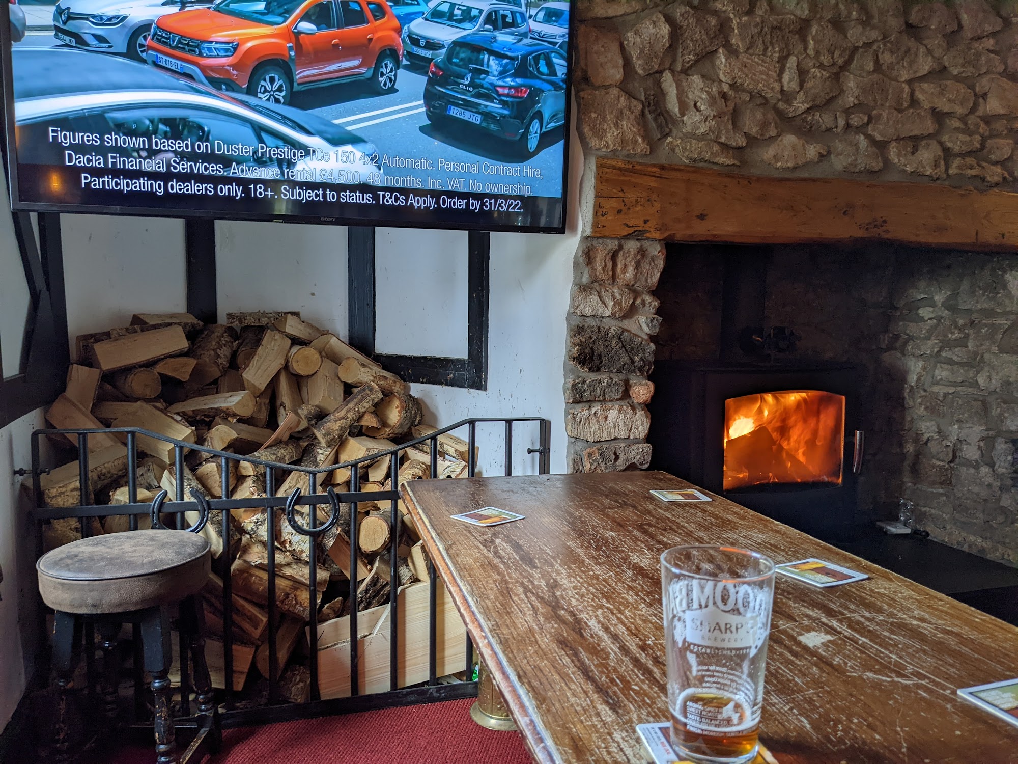 Cross Keys Dinas Powis