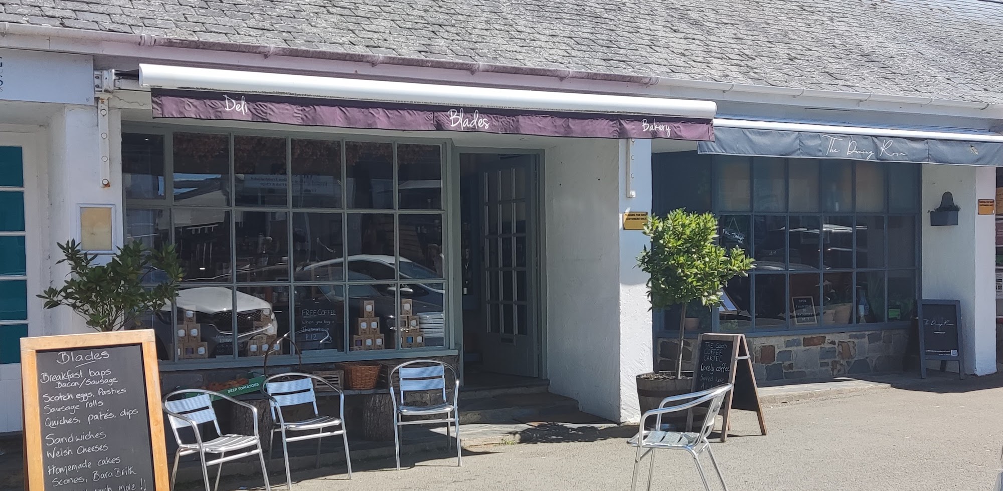 Blades Deli and Bakery