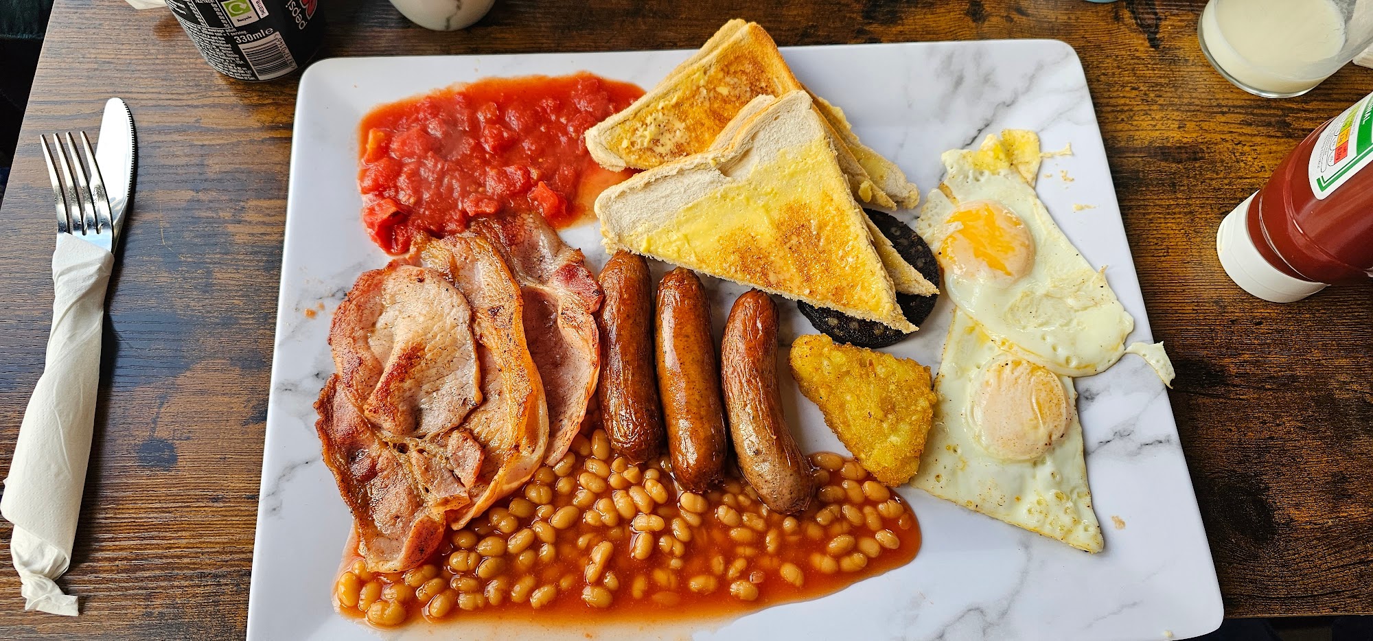 Nadie Bacon's Cafe