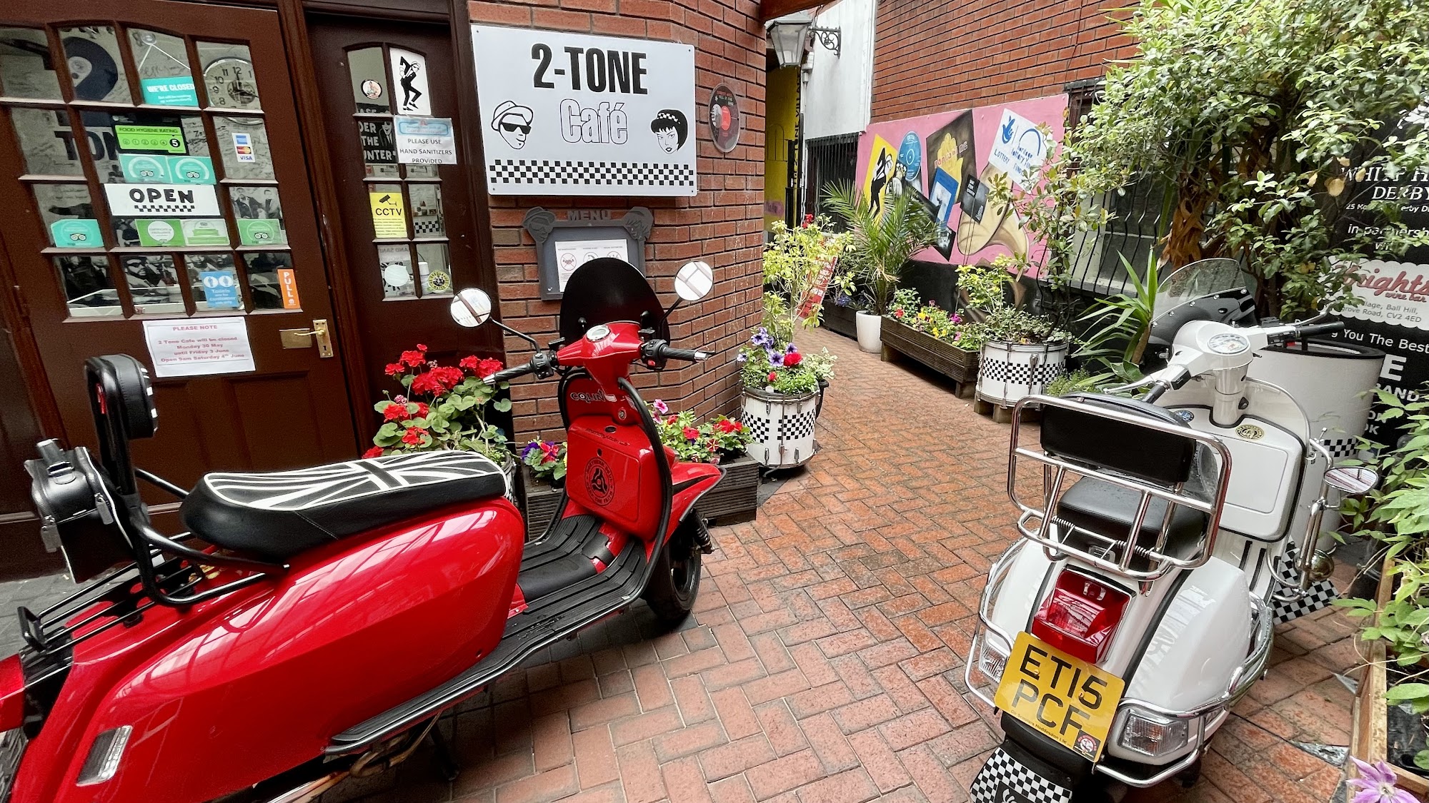 2 Tone Cafe