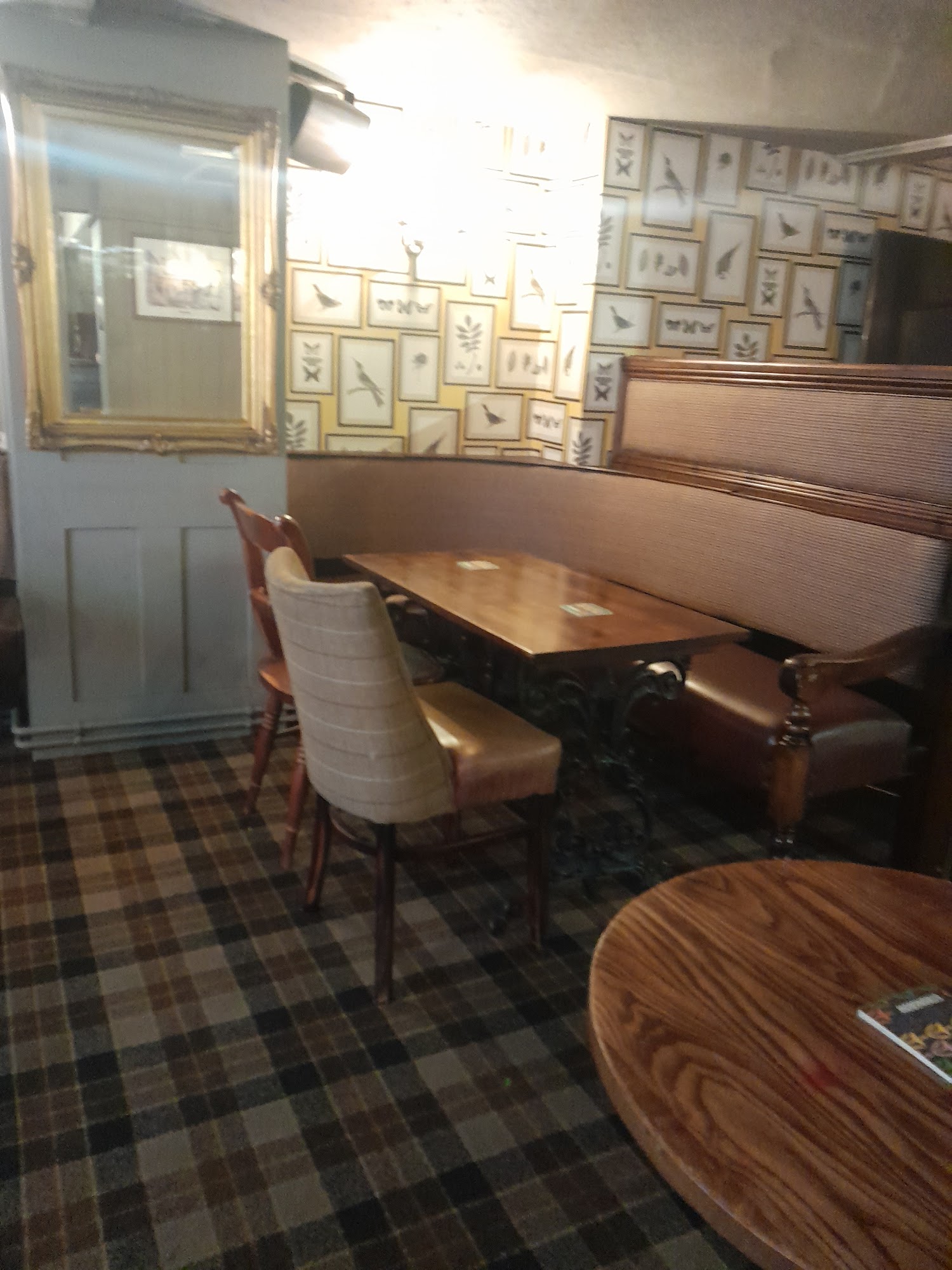 THE SHREWSBURY ARMS