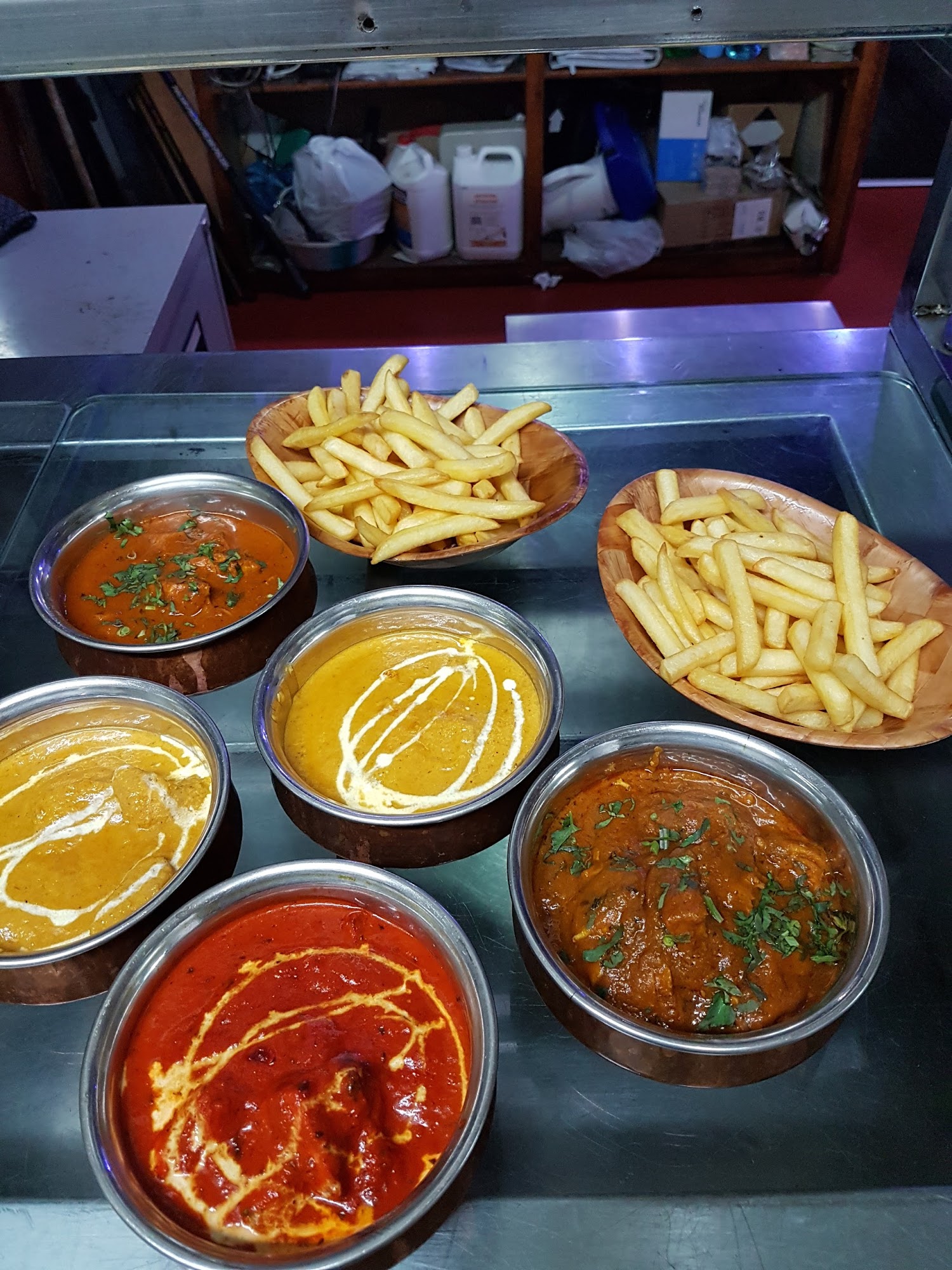 Club 99 bar & grill