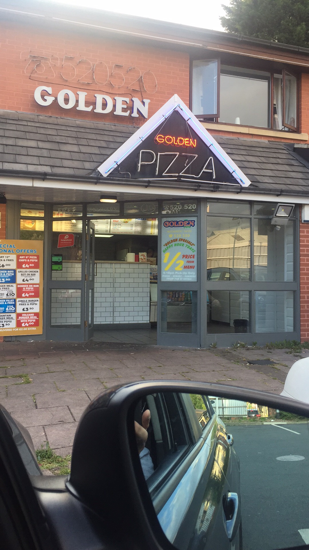 Golden Pizza