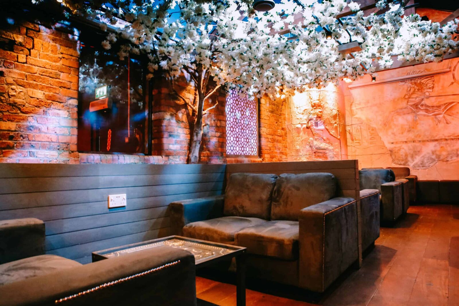 Junoon Cafe