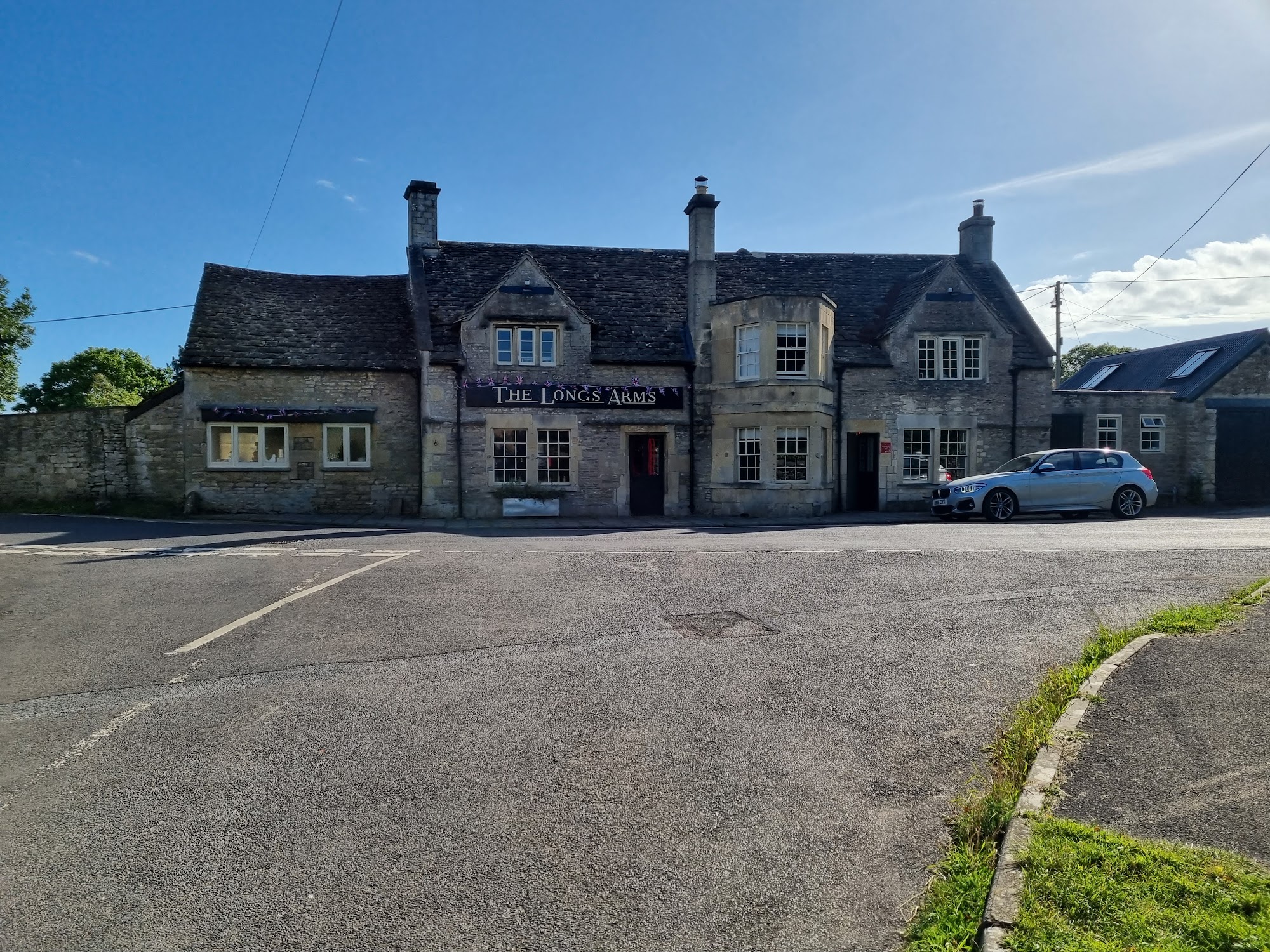 The Longs Arms