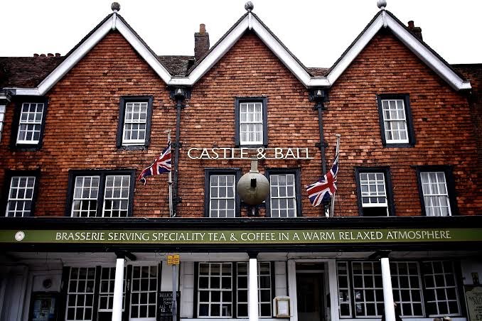Castle & Ball