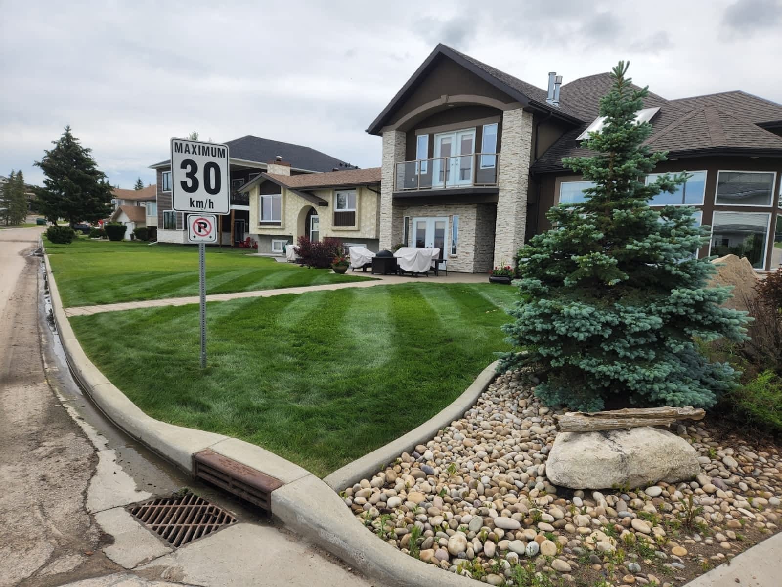 Photo credit: yellowpages.ca