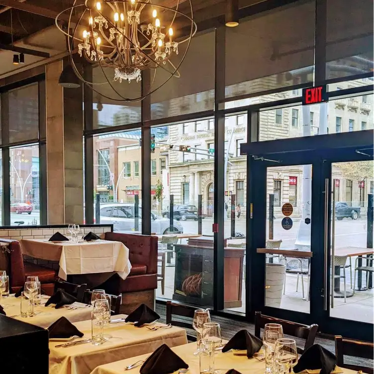 Photo credit: opentable