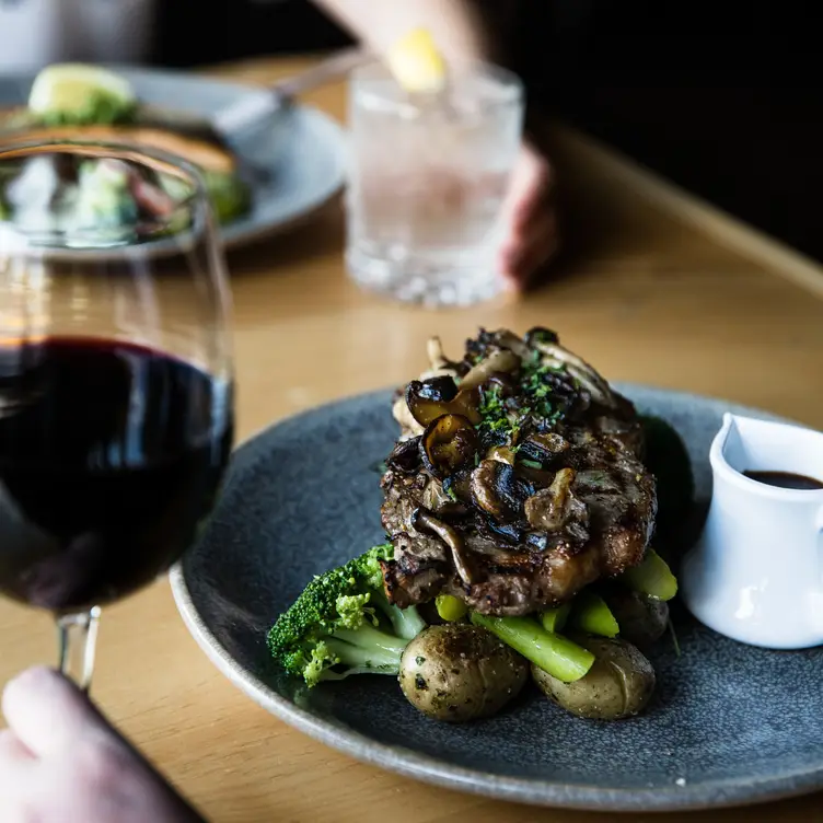 Photo credit: opentable