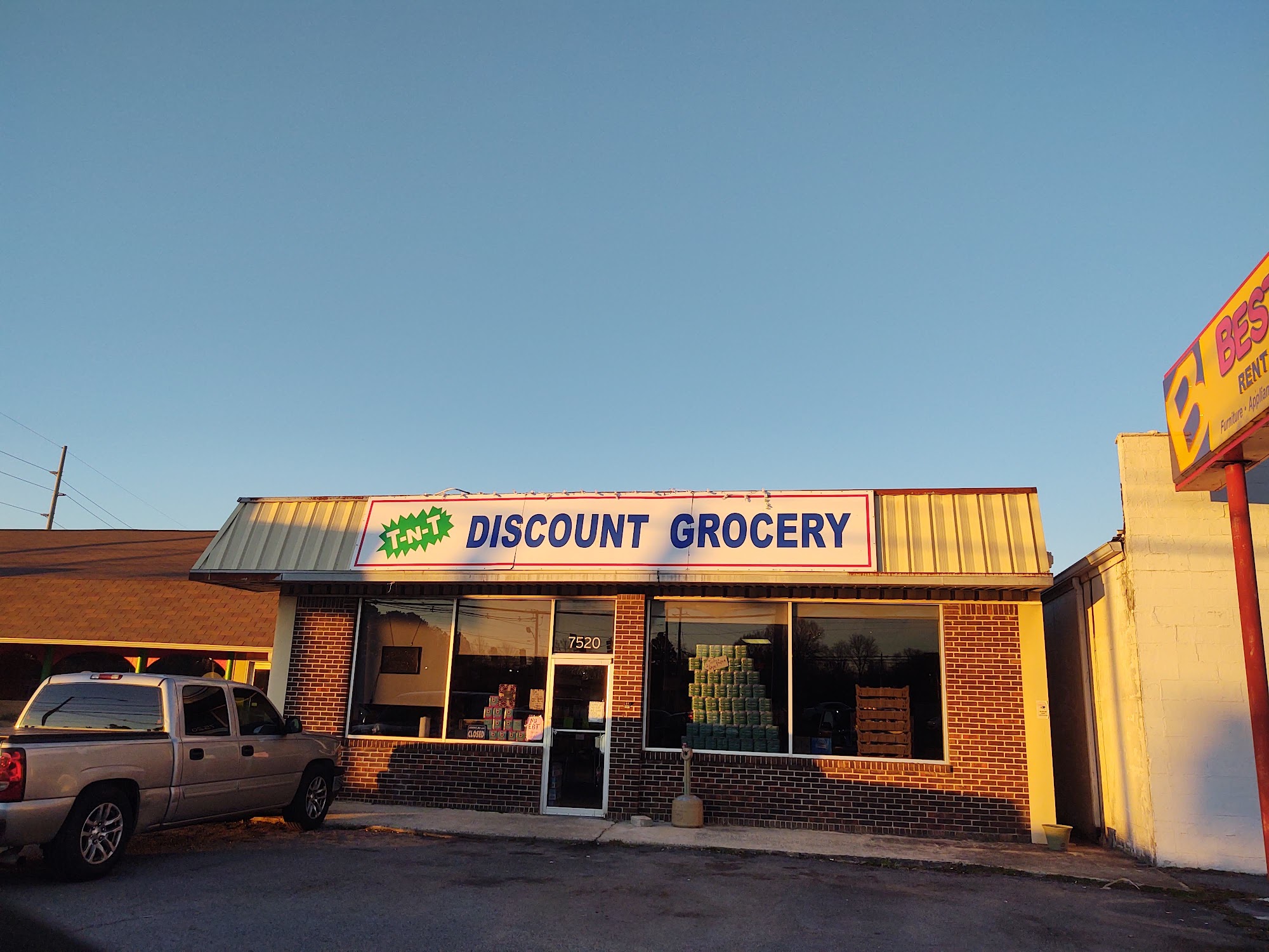 T & T Grocery