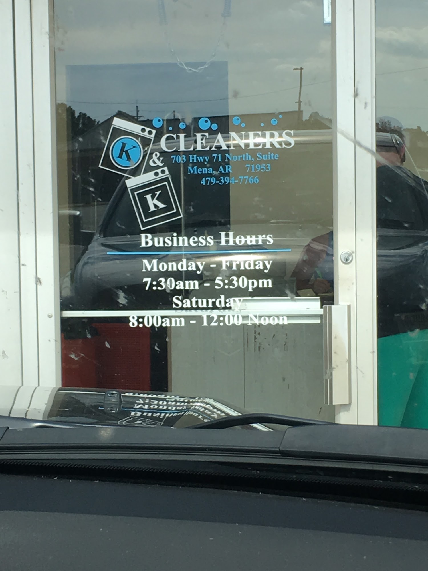 K & K Cleaners & Laundry 703 US-71, Mena Arkansas 71953