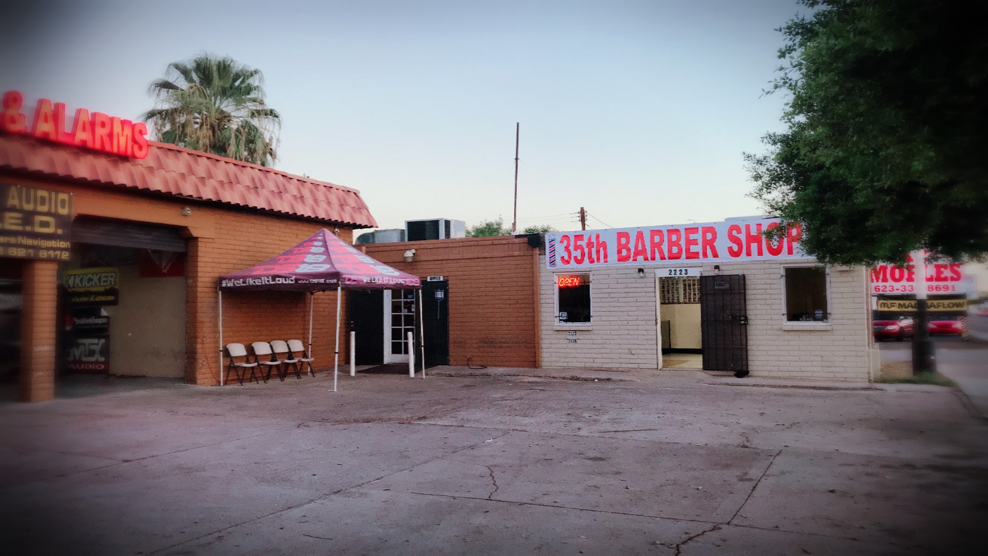 35th Beauty Barber Shop