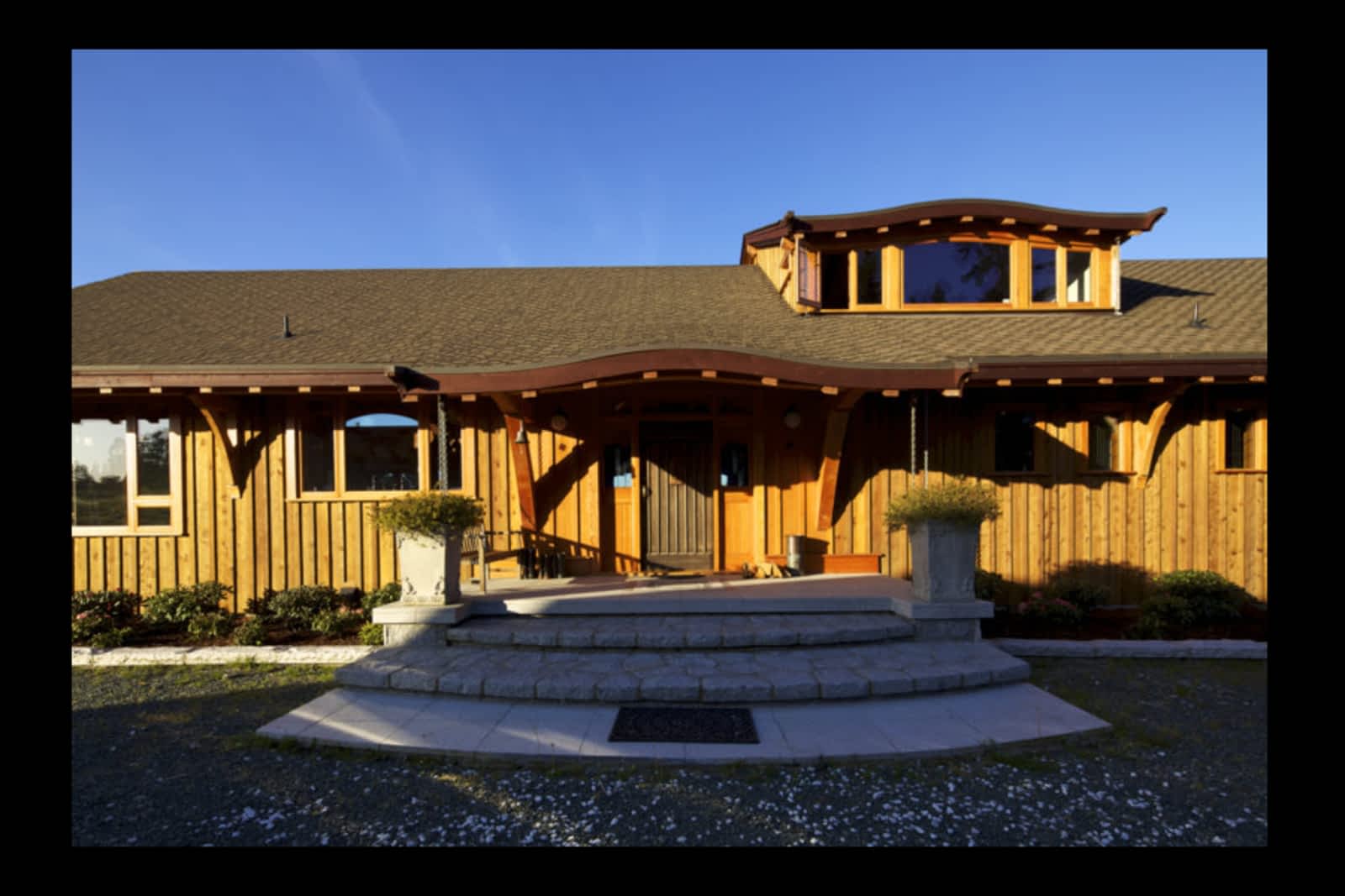 Photo credit: yellowpages.ca