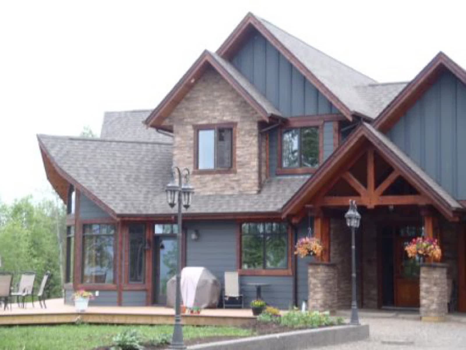 Photo credit: yellowpages.ca