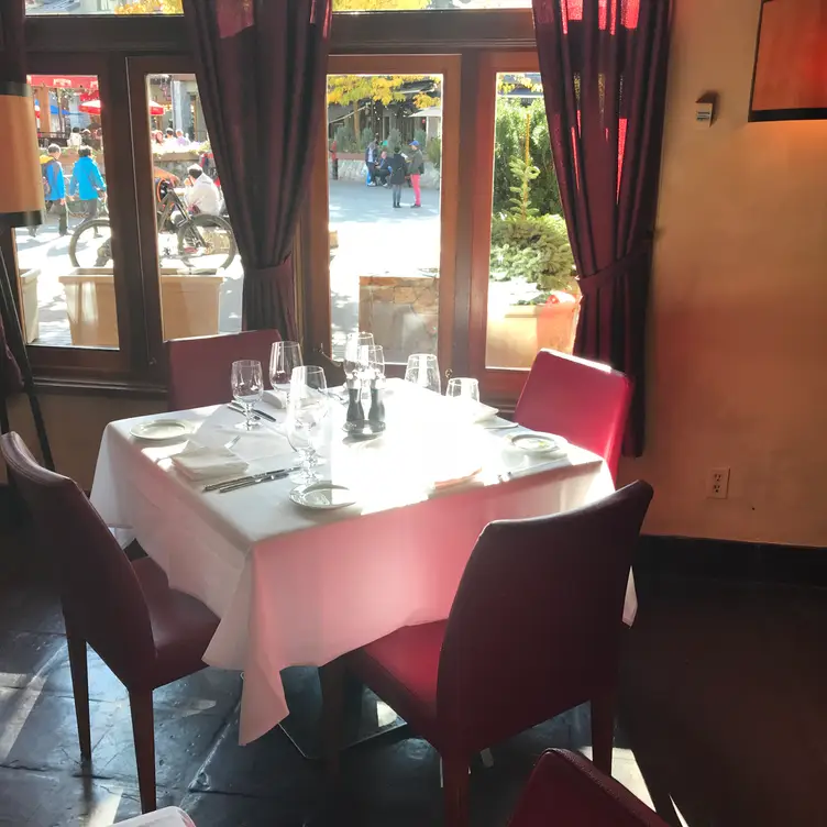 Photo credit: opentable