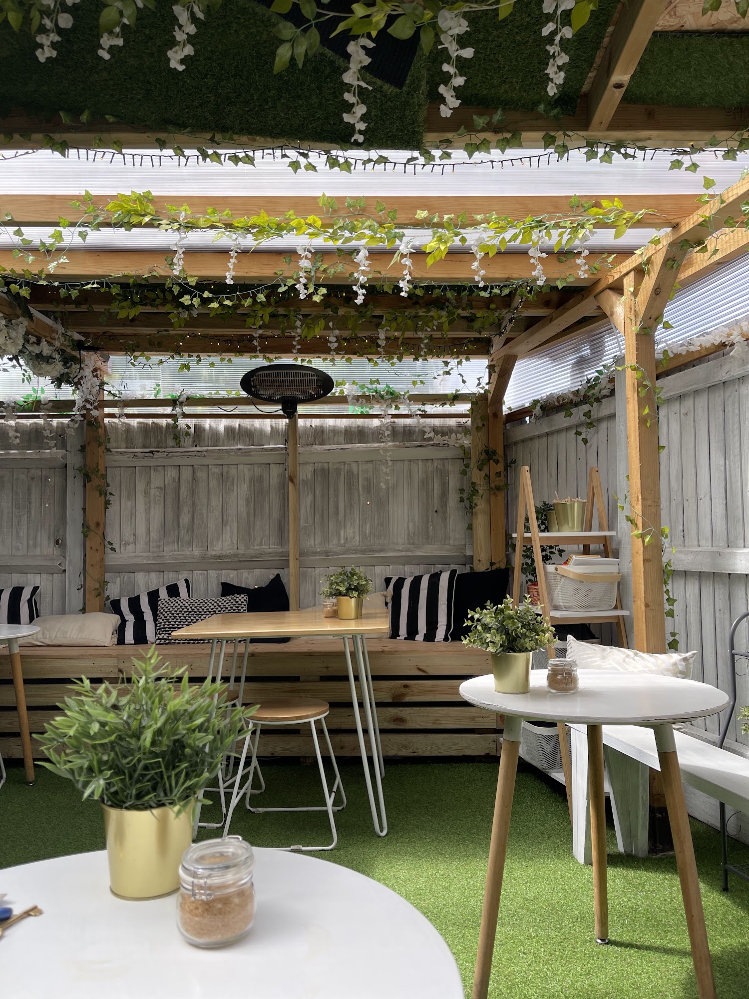 The Cuppa Holyport 1 Stompits Rd, Holyport, Maidenhead