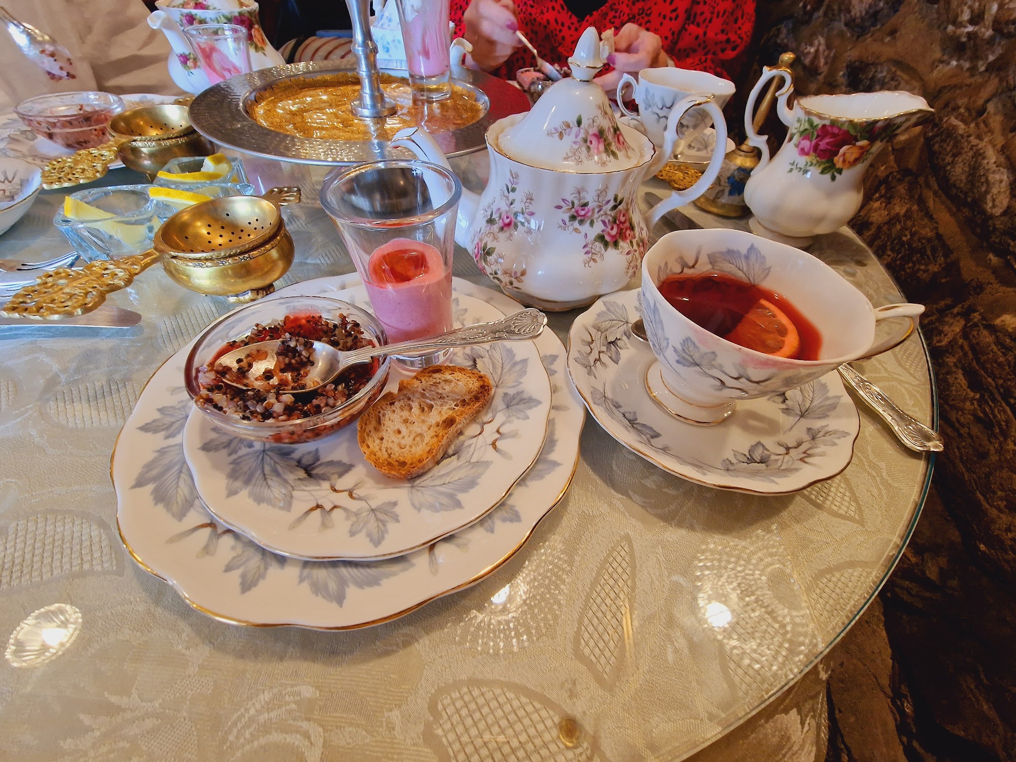 Buckingham Tea Room Lower Shop, Market Hill, Buckingham