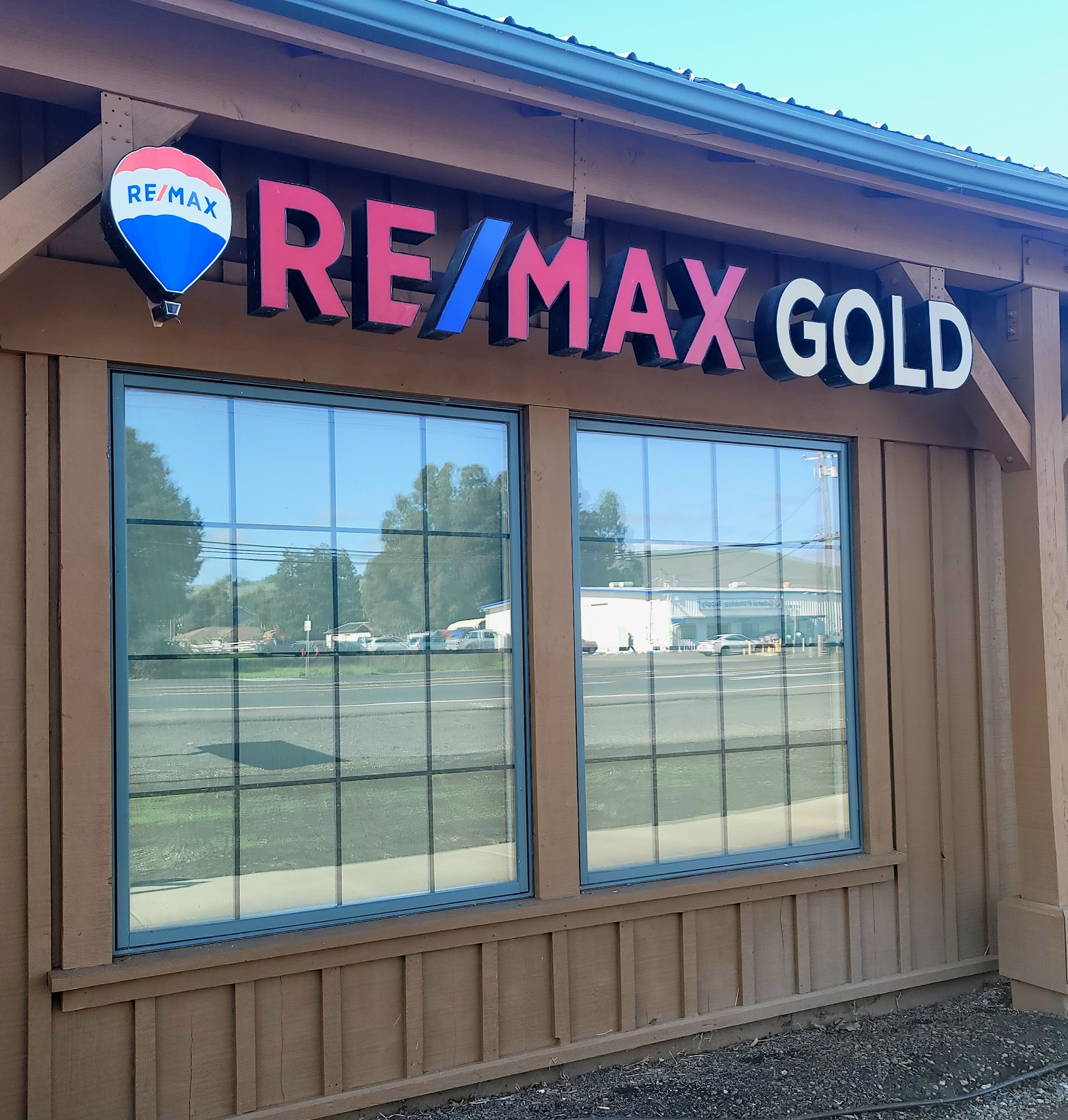 RE/MAX Gold American Canyon 3417 Broadway Suite J, American Canyon California 94503