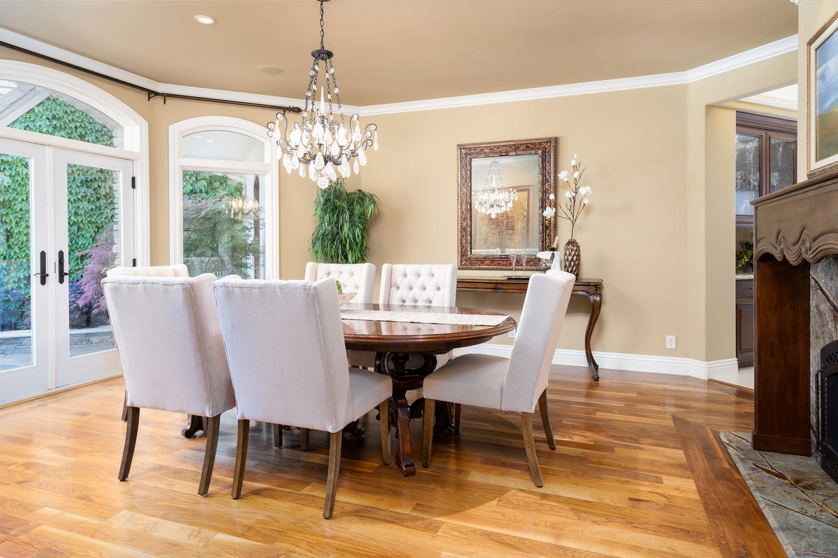Heather's Houses - Home Staging for Greater Sacramento Realtors & Home Owners