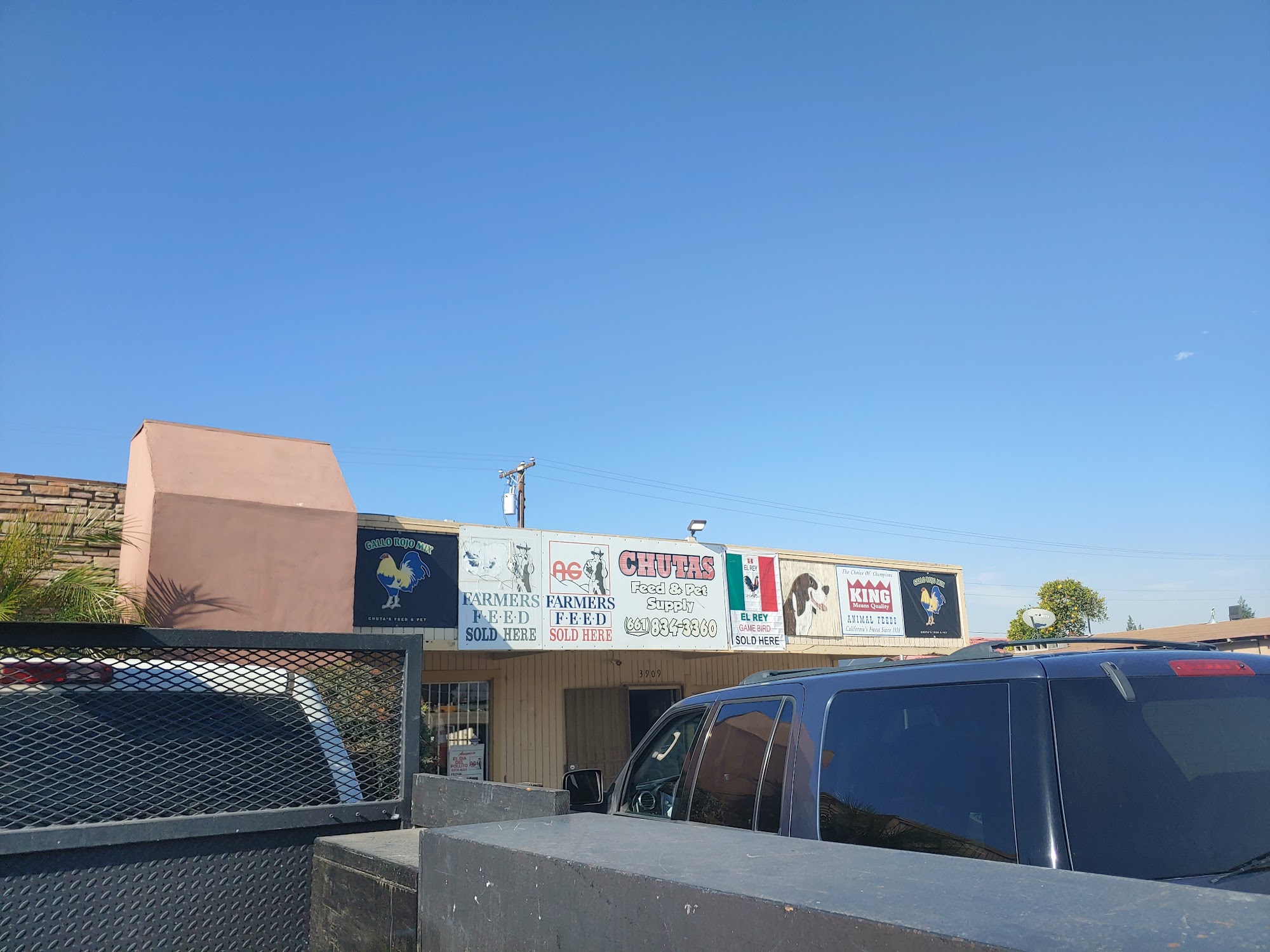 Chutas Feed & Pet Supplies Bakersfield